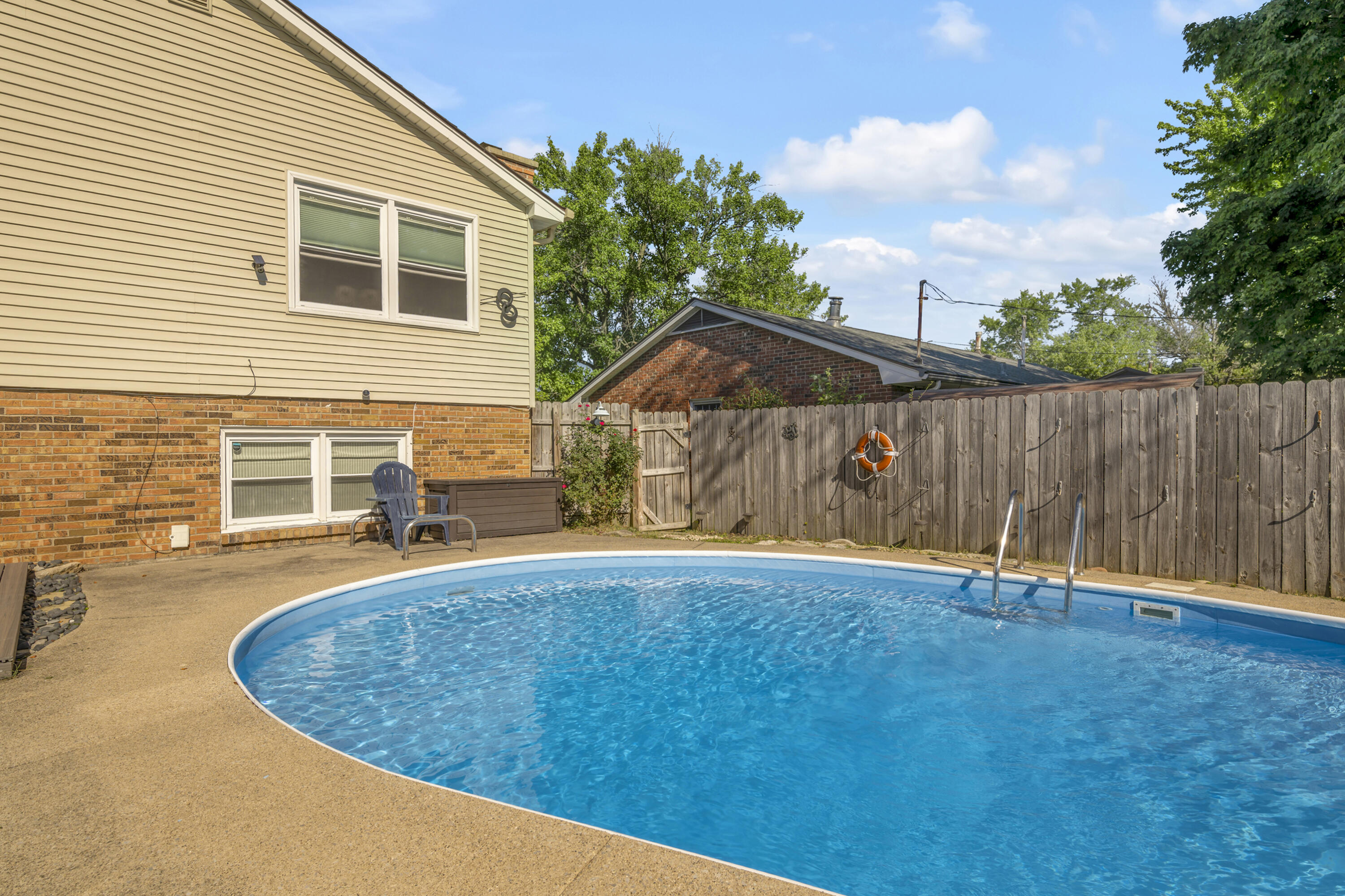 2864 Middlesex Way Property Photo 8