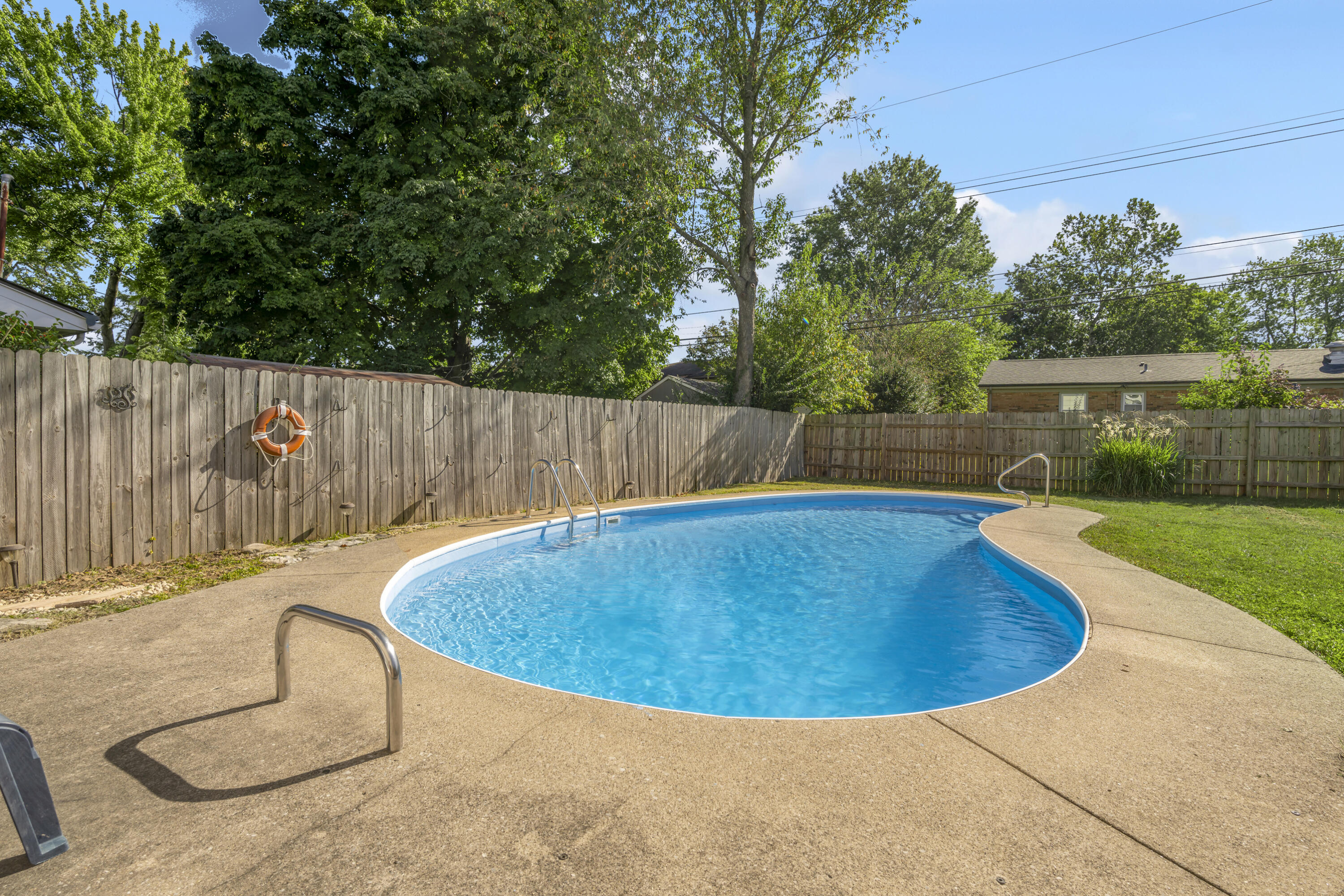 2864 Middlesex Way Property Photo 10