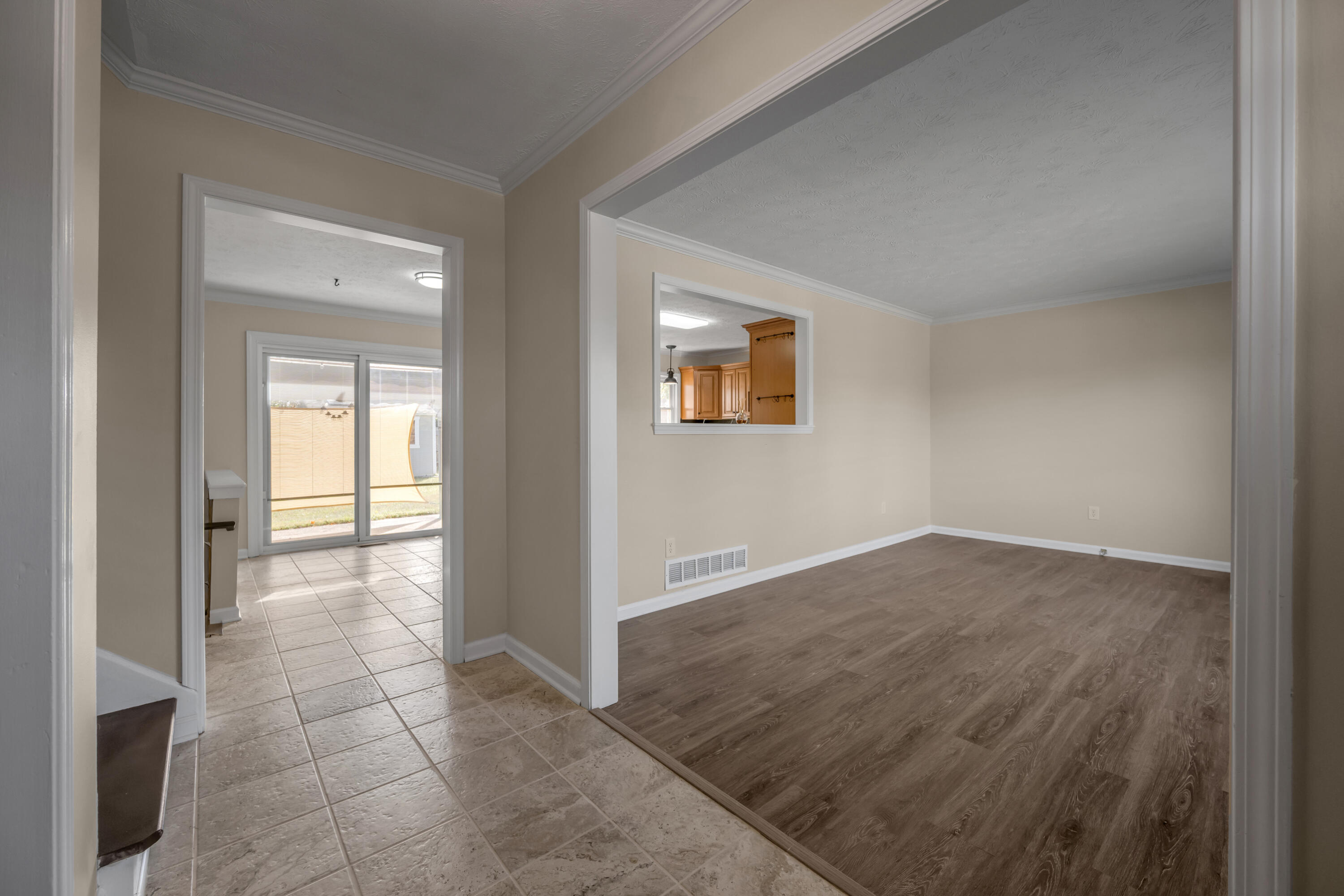 2864 Middlesex Way Property Photo 10