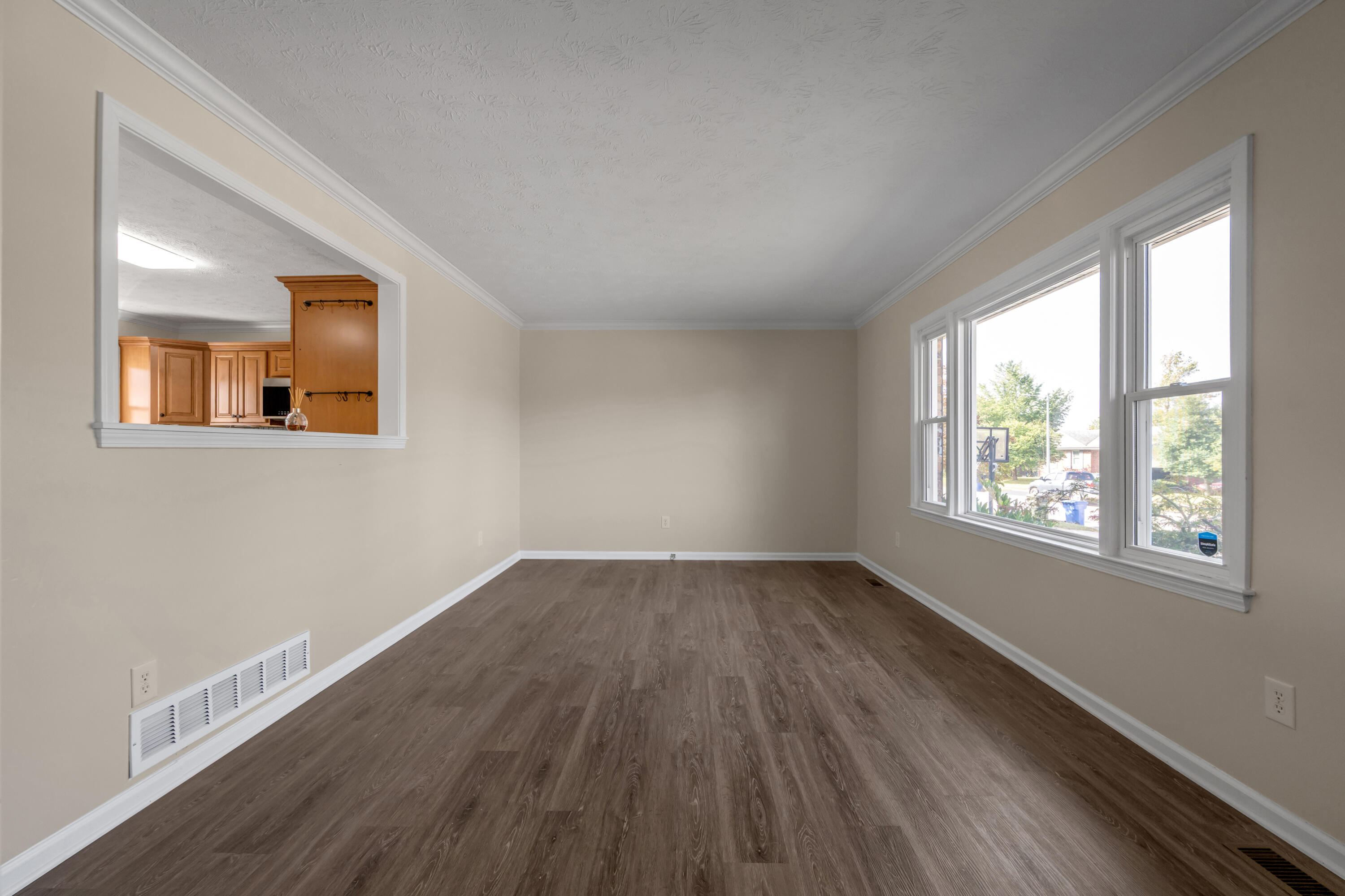 2864 Middlesex Way Property Photo 11