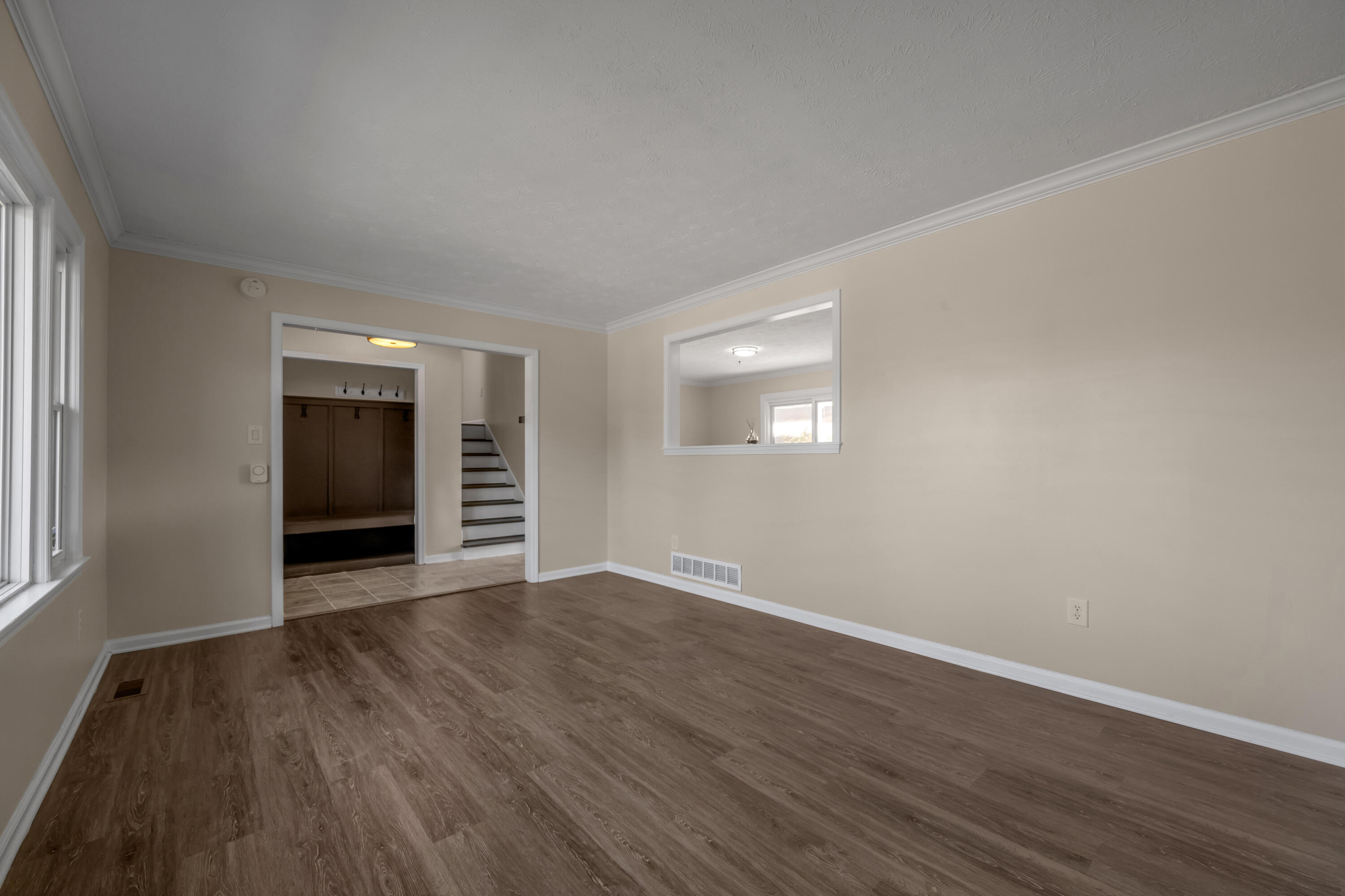 2864 Middlesex Way Property Photo 12