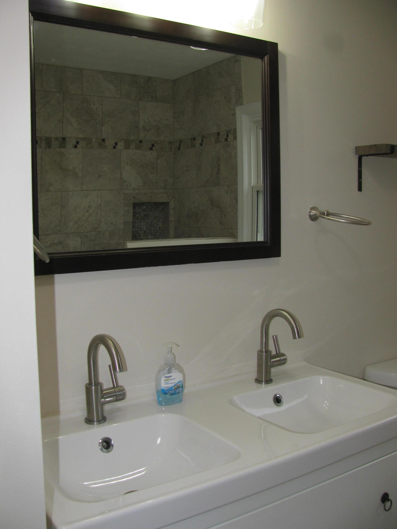 2864 Middlesex Way Property Photo 17