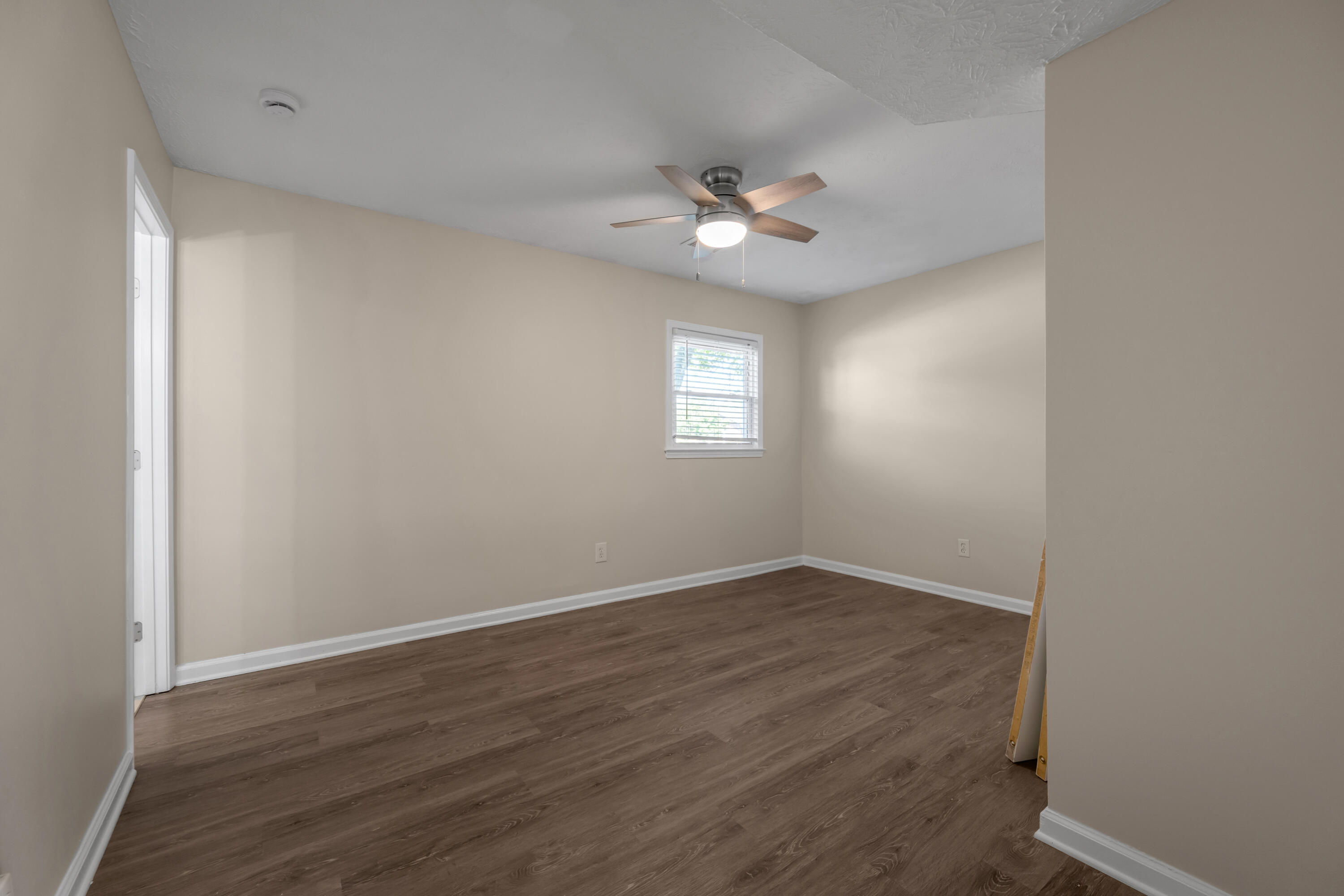 2864 Middlesex Way Property Photo 28