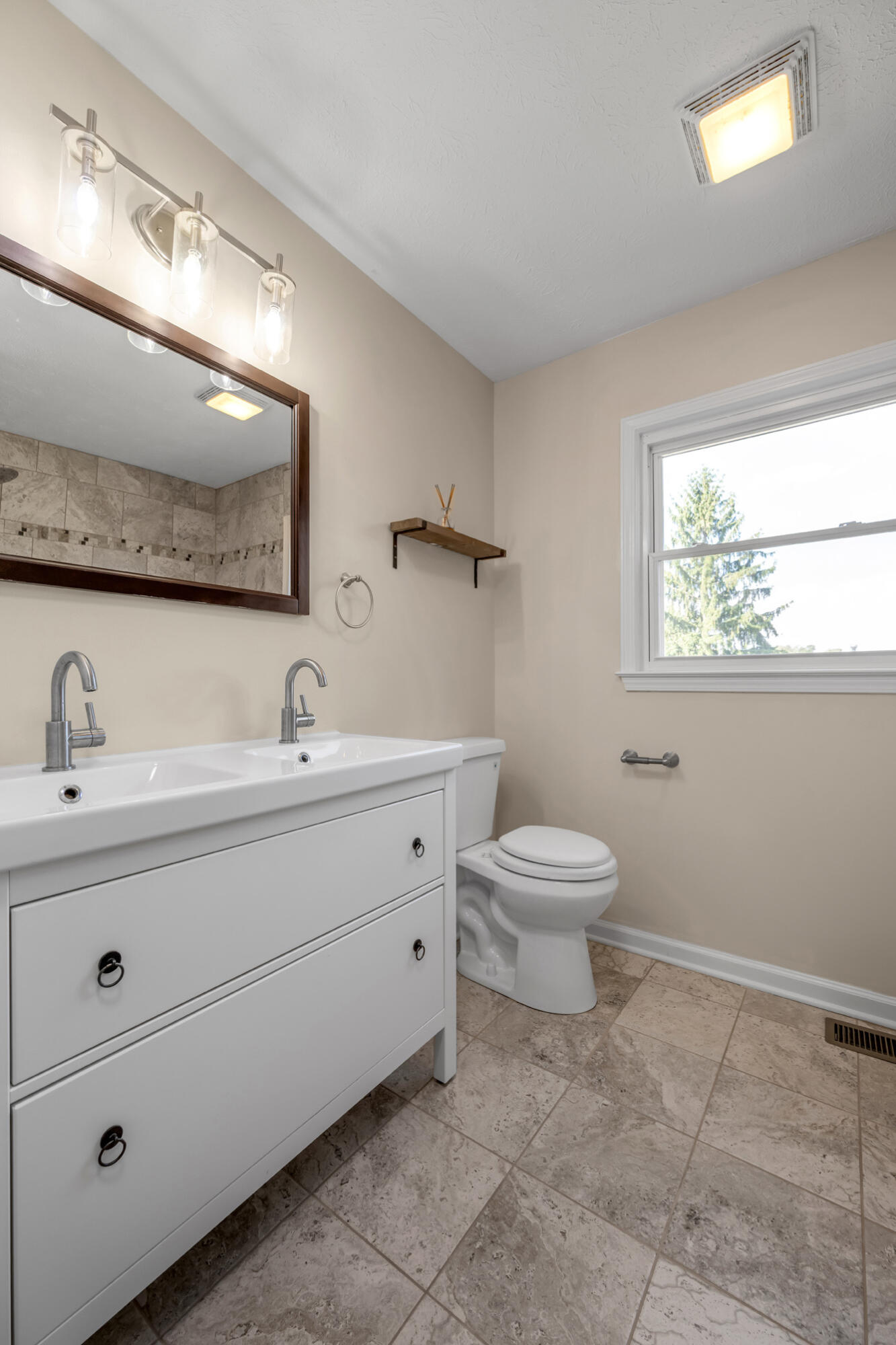 2864 Middlesex Way Property Photo 31