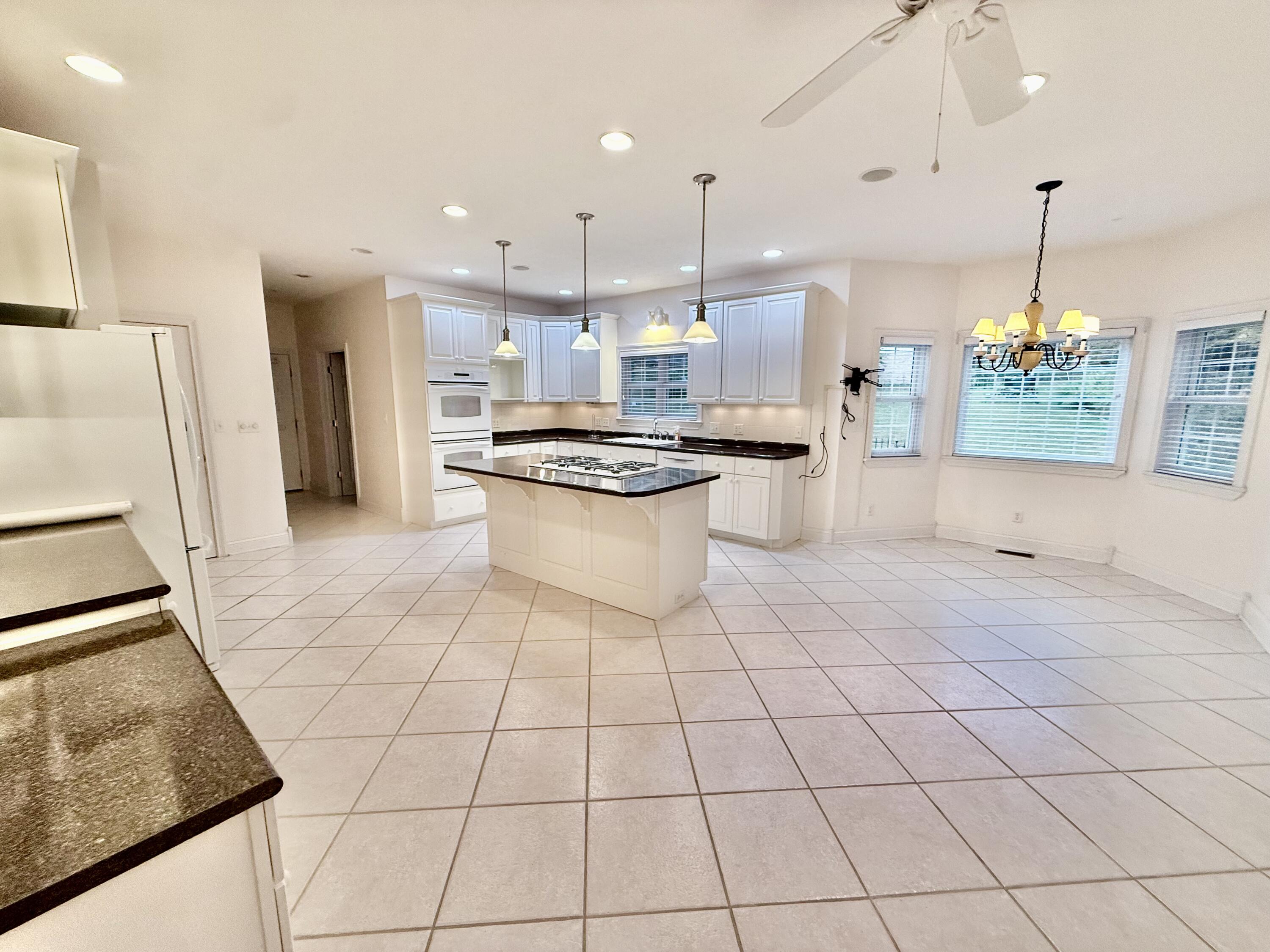 110 Robin Hood Drive Property Photo 20