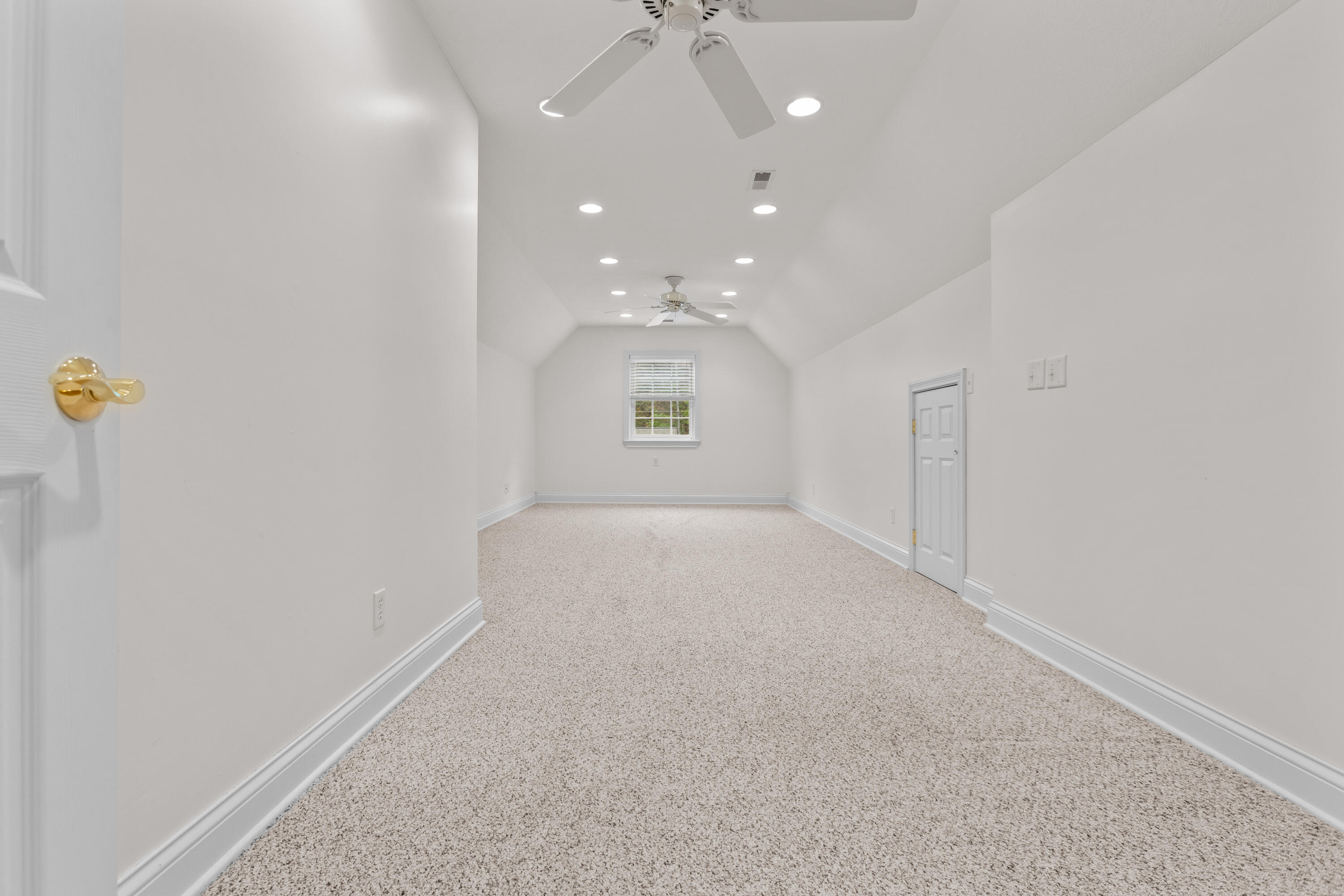 110 Robin Hood Drive Property Photo 27