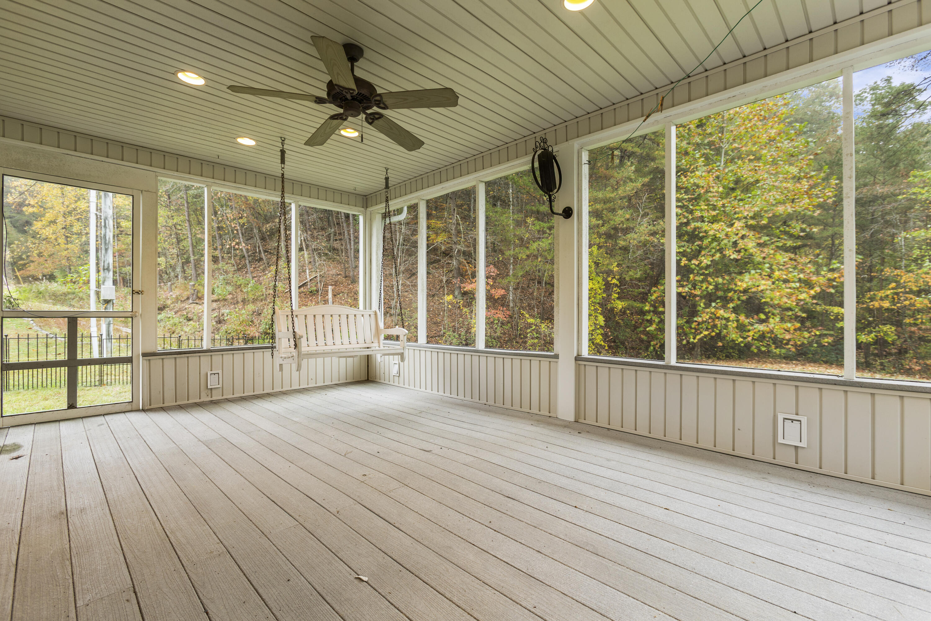 110 Robin Hood Drive Property Photo 30