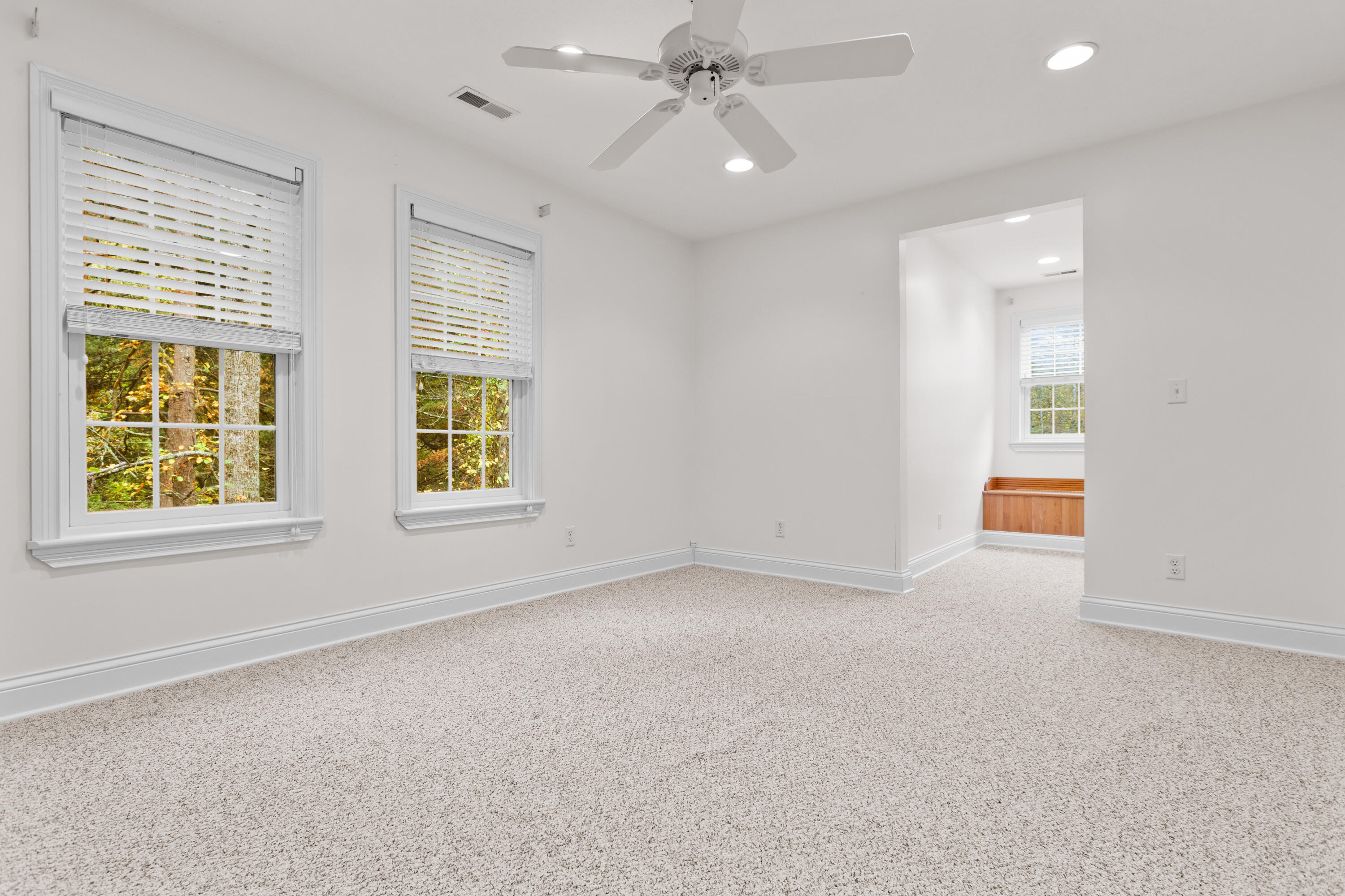 110 Robin Hood Drive Property Photo 35
