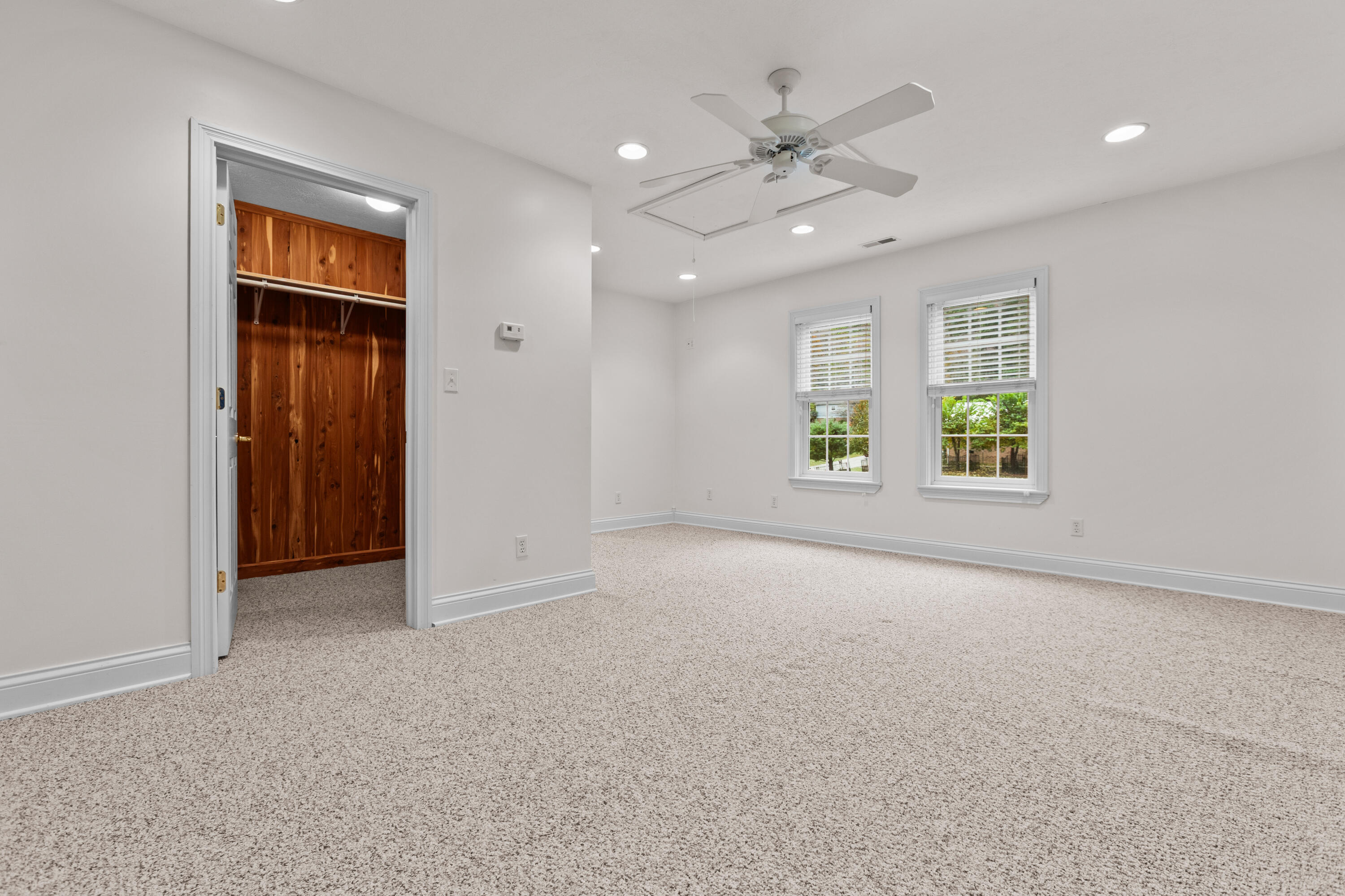 110 Robin Hood Drive Property Photo 38