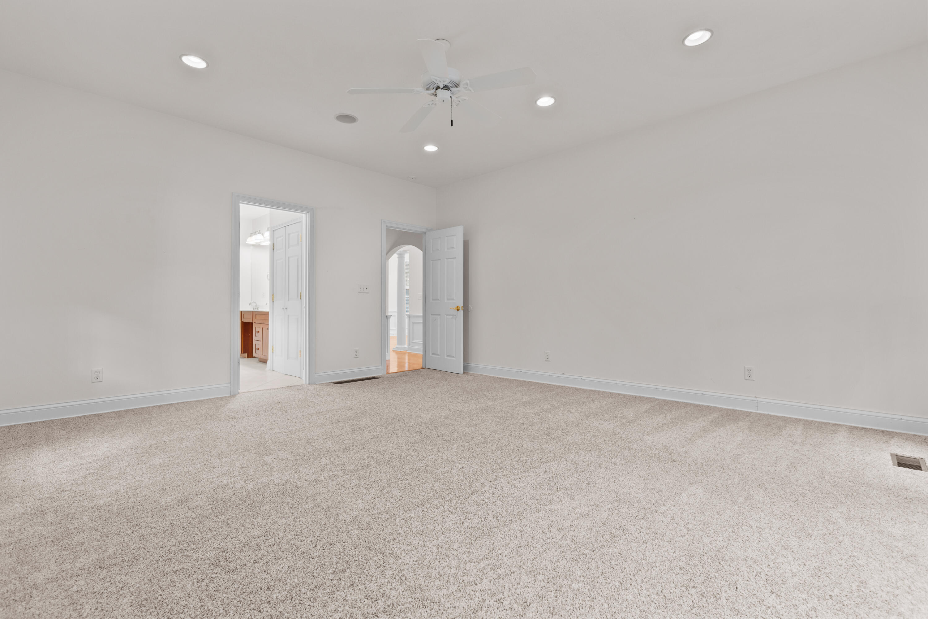 110 Robin Hood Drive Property Photo 42