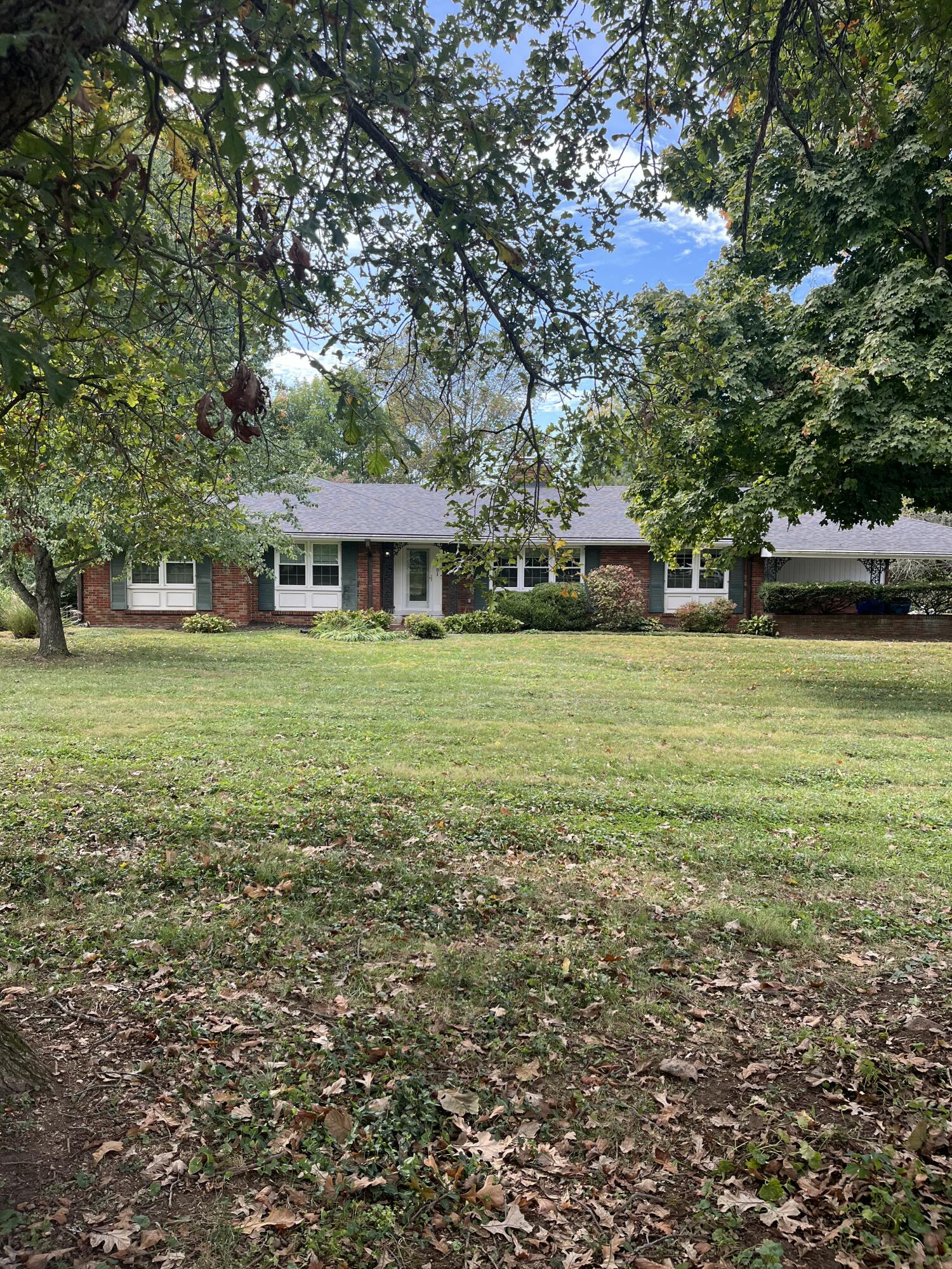 1601 Traveller Road Property Photo 3