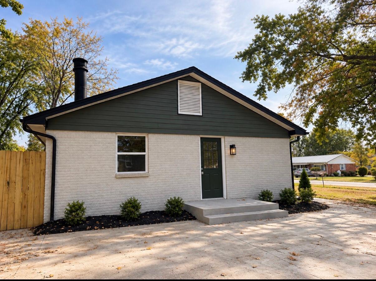 401 Sunset Drive Property Photo 17