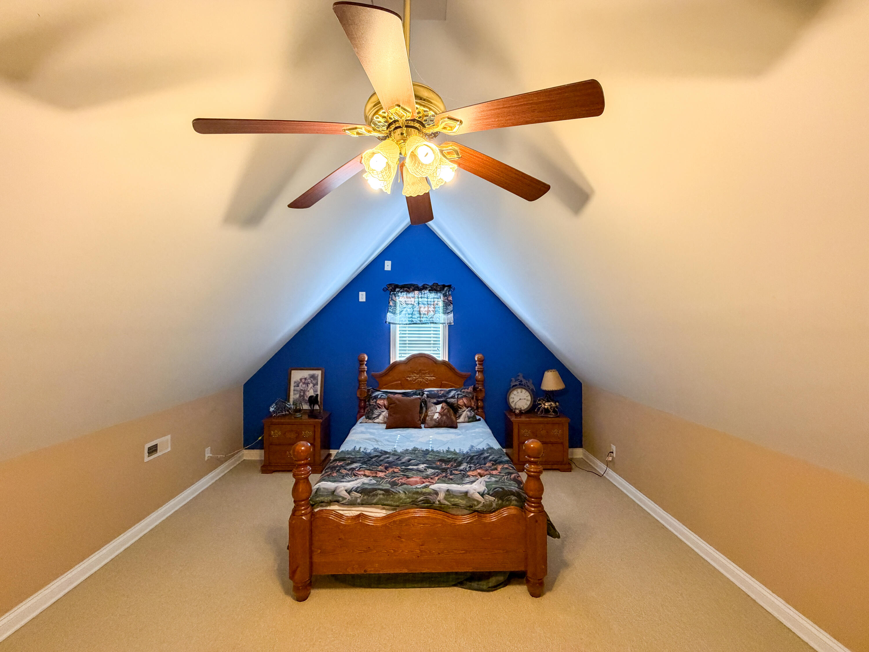 4750 Keavy Road Property Photo 54