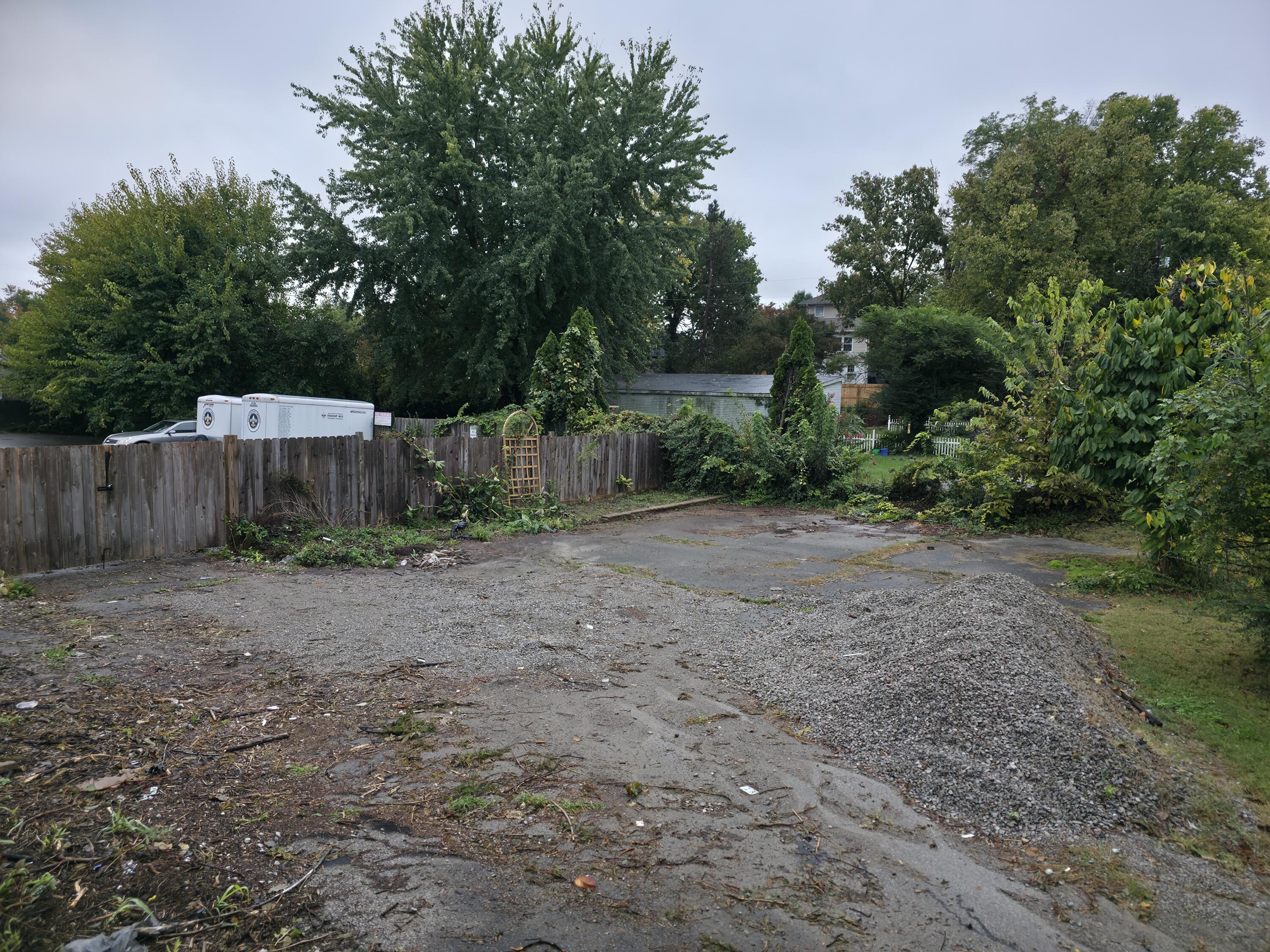 213 Lancaster Avenue Property Photo 6