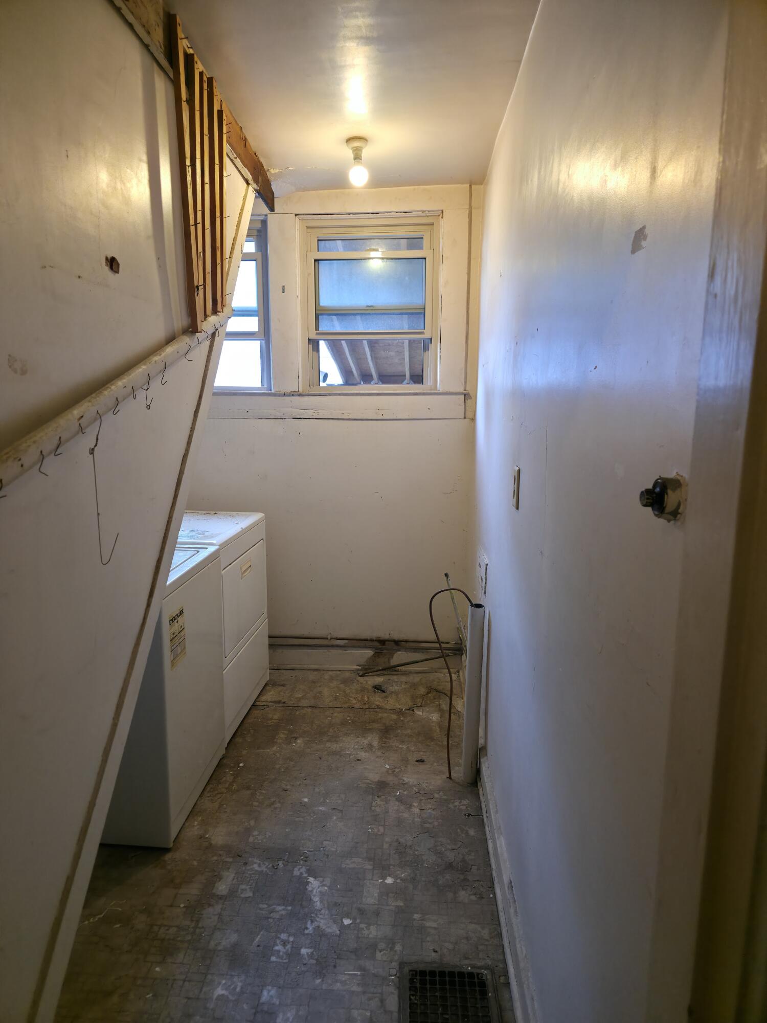 213 Lancaster Avenue Property Photo 18
