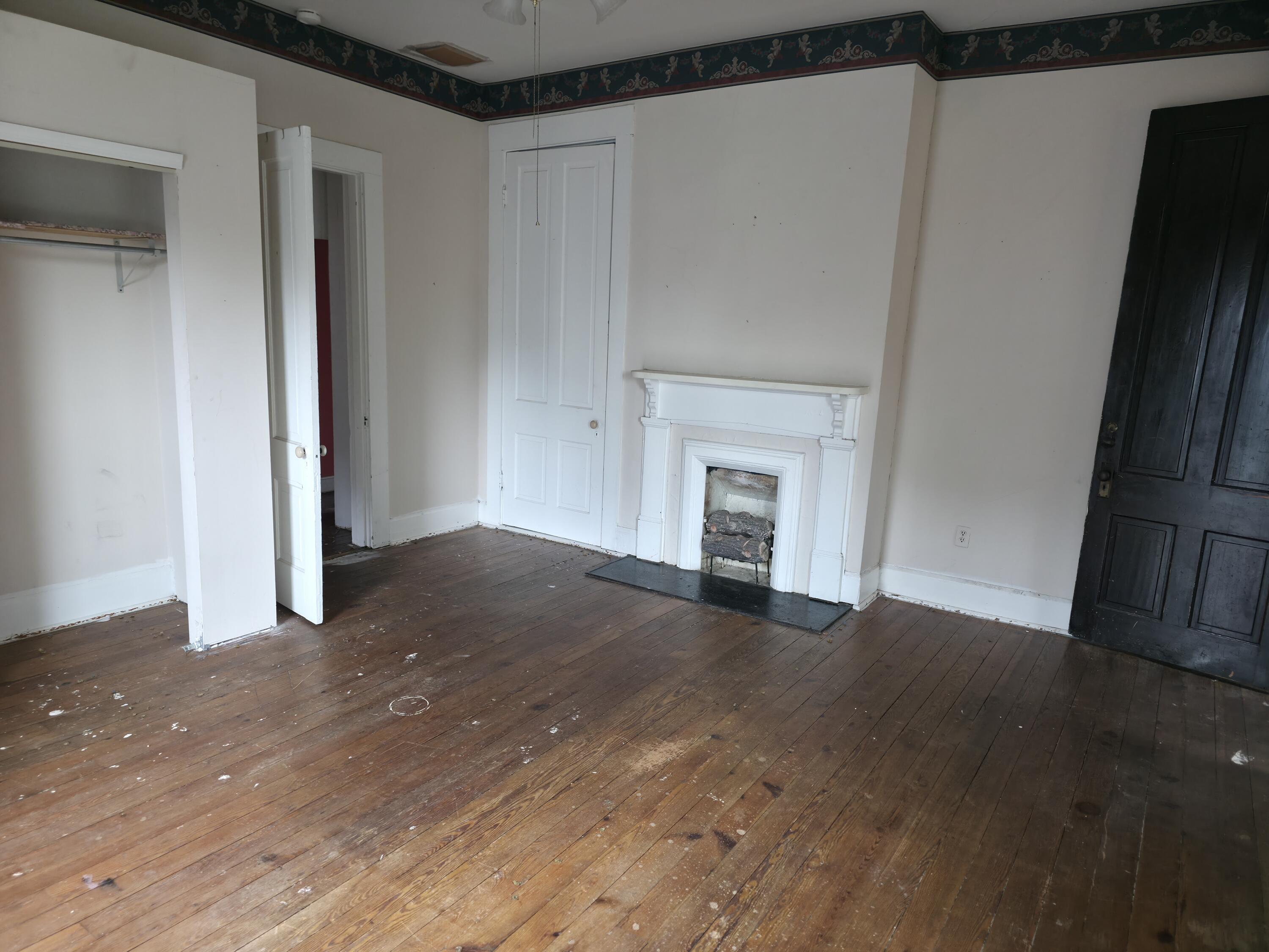 213 Lancaster Avenue Property Photo 24