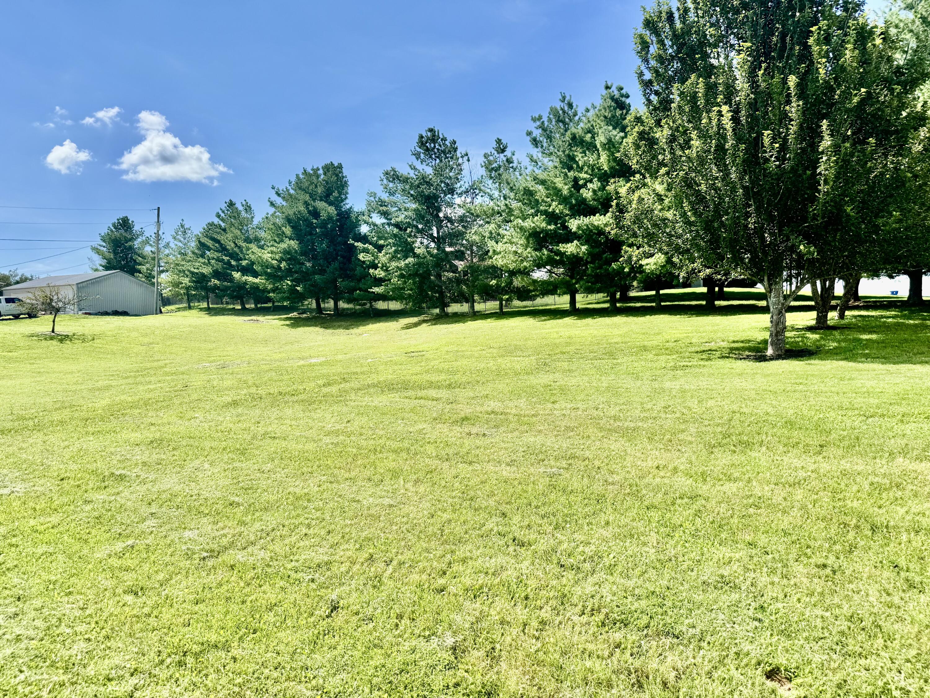 755 Colyer Road Property Photo 7
