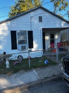 618 Florence Street Property Photo 2