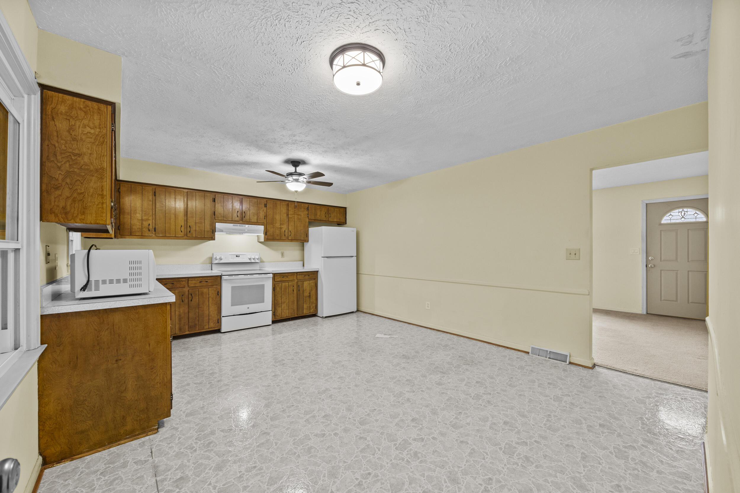 430 Plymouth Drive Property Photo 10