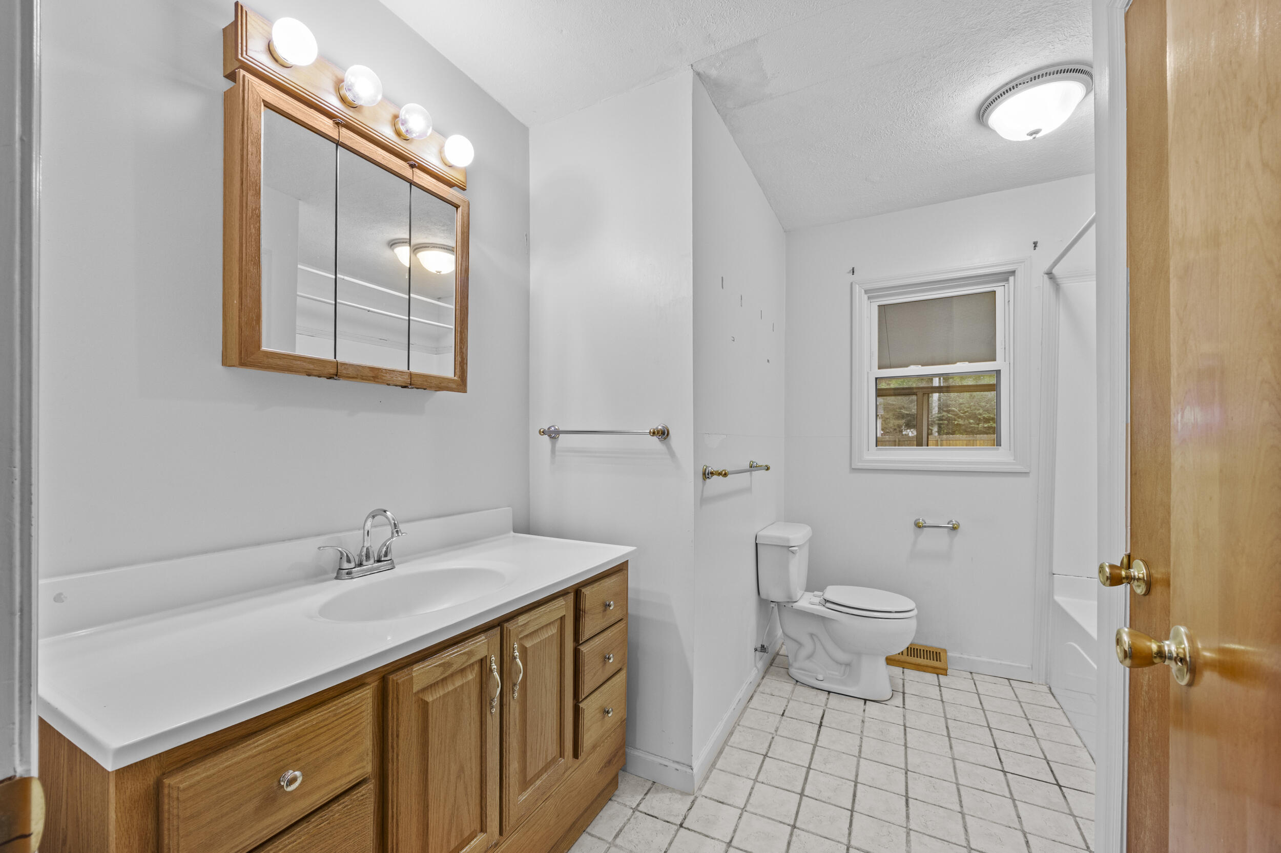 430 Plymouth Drive Property Photo 14