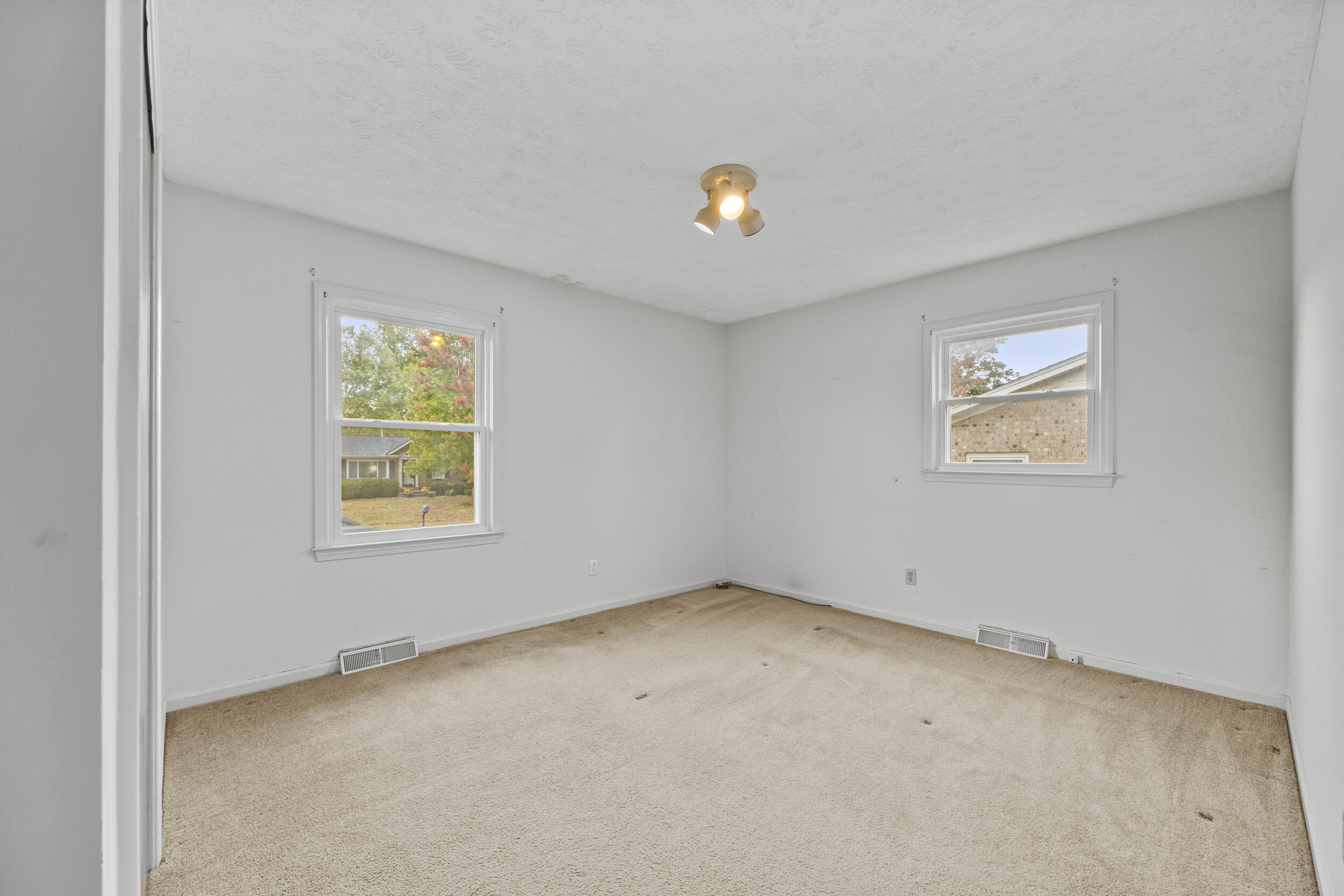 430 Plymouth Drive Property Photo 18