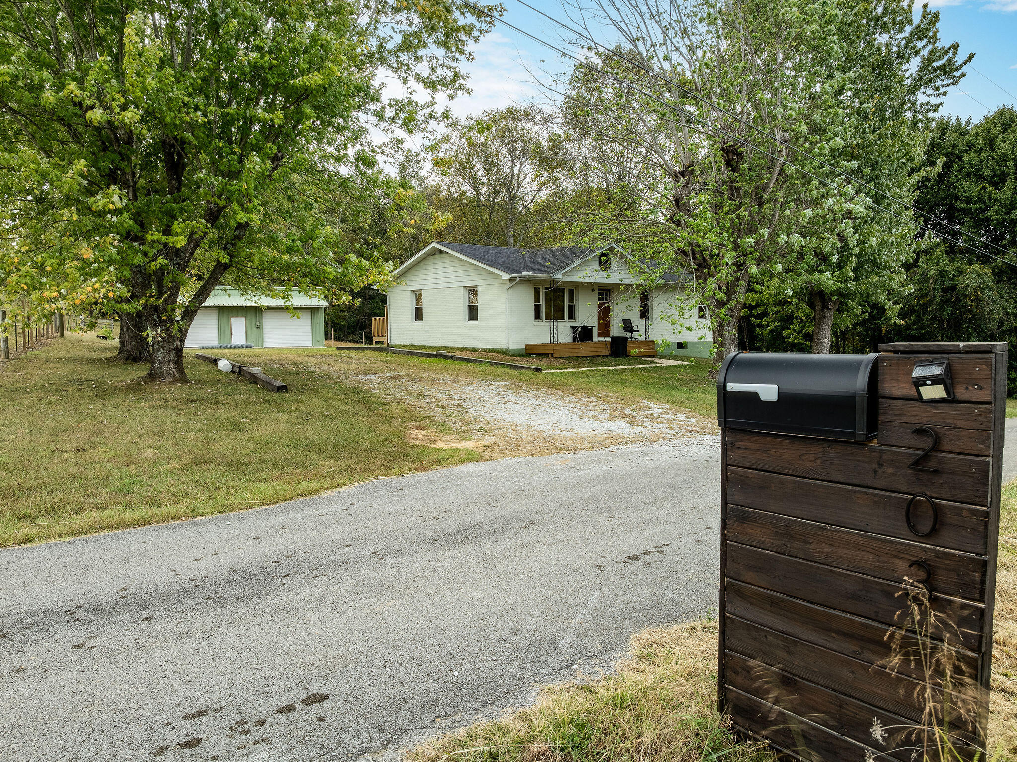 203 Morrow North Road Property Photo 5