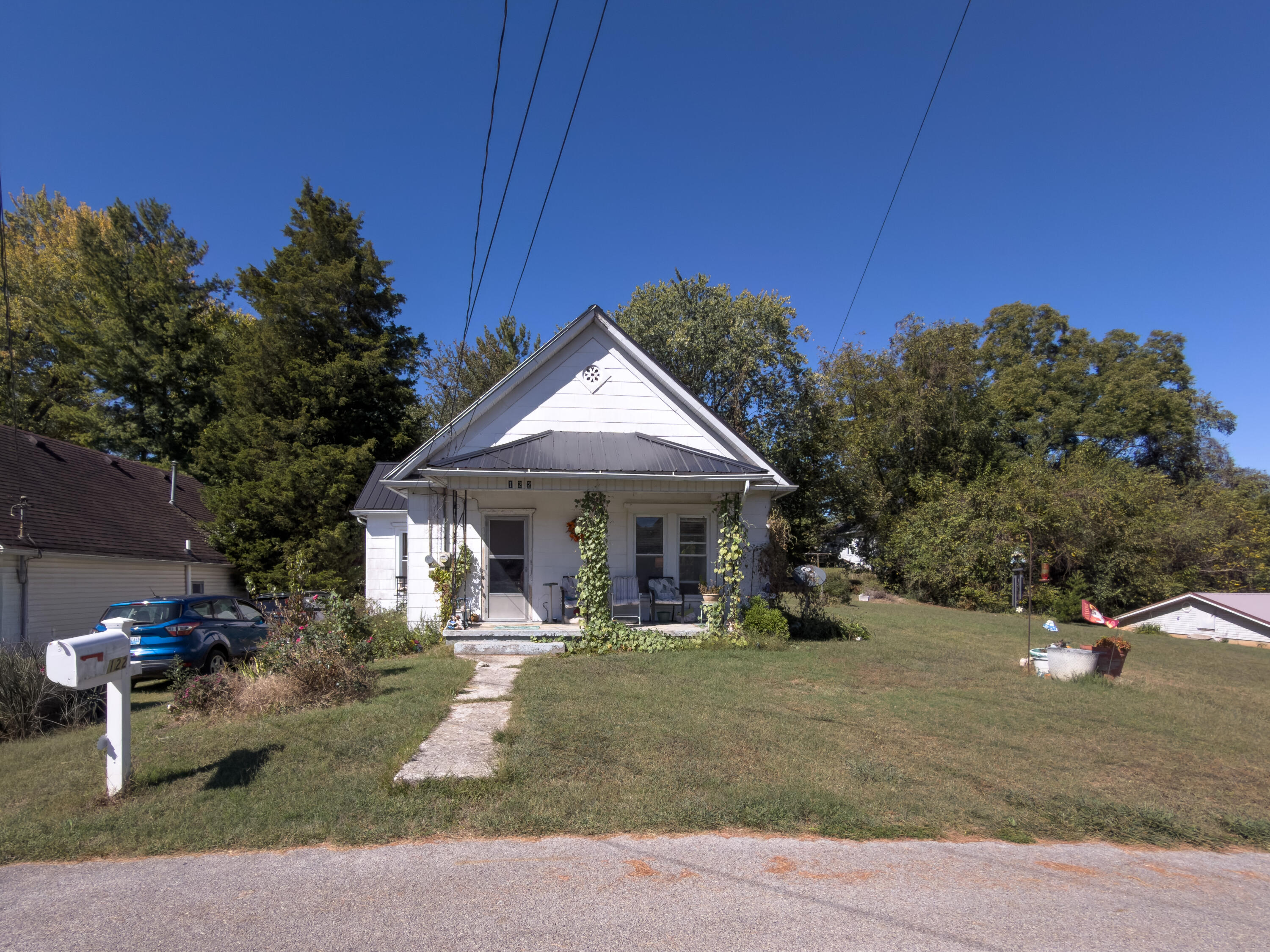 122 Crane Street 122 Property Photo 1