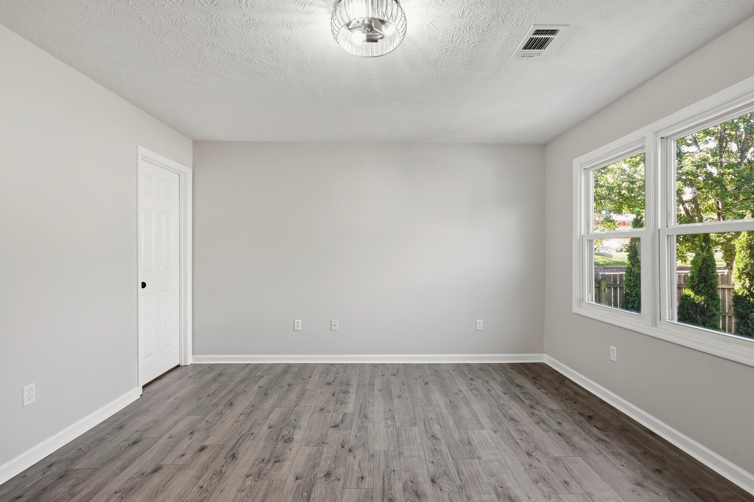 3624 Cottage Circle Property Photo 13