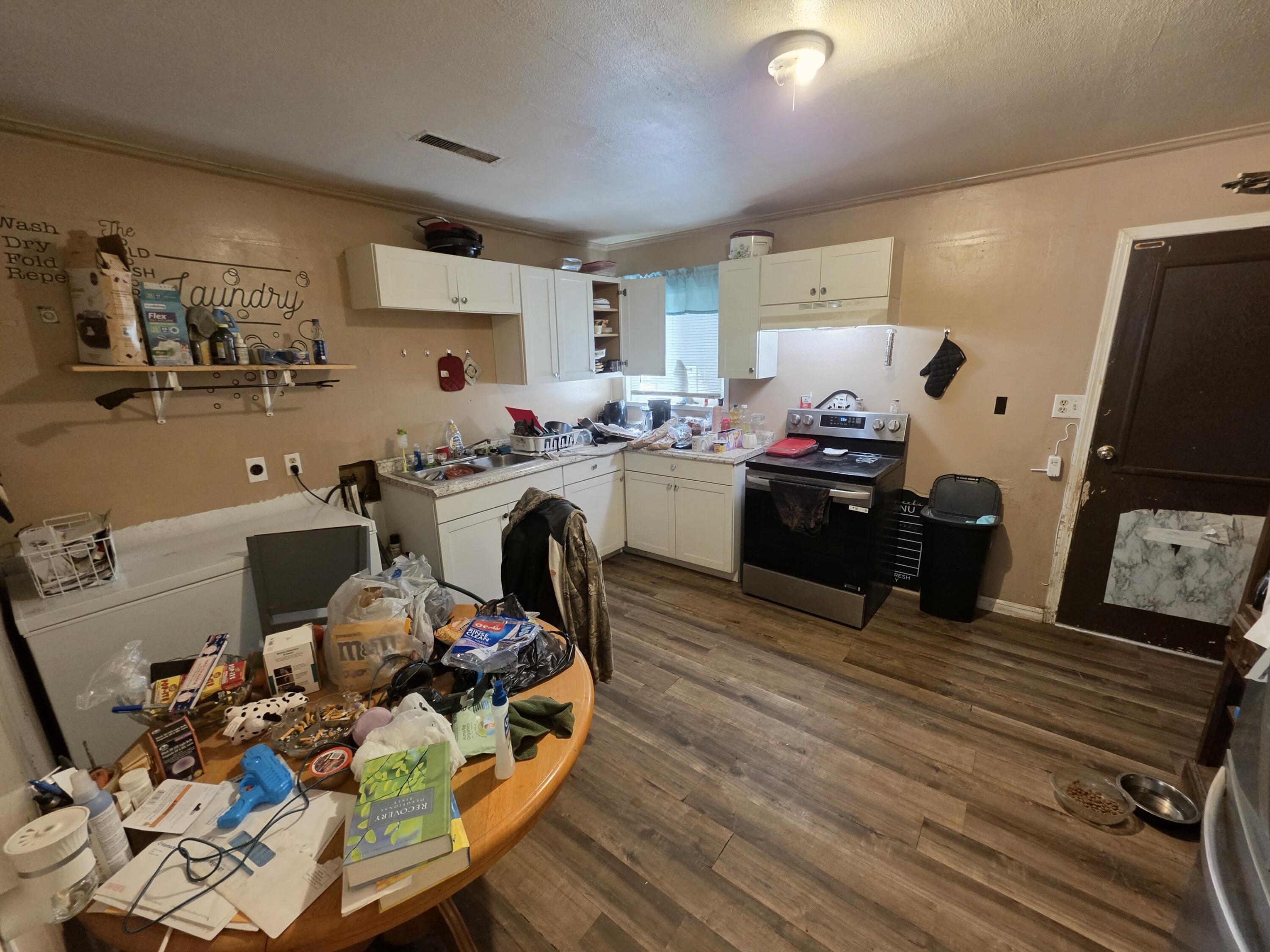 1932 S 25th Street Property Photo 9