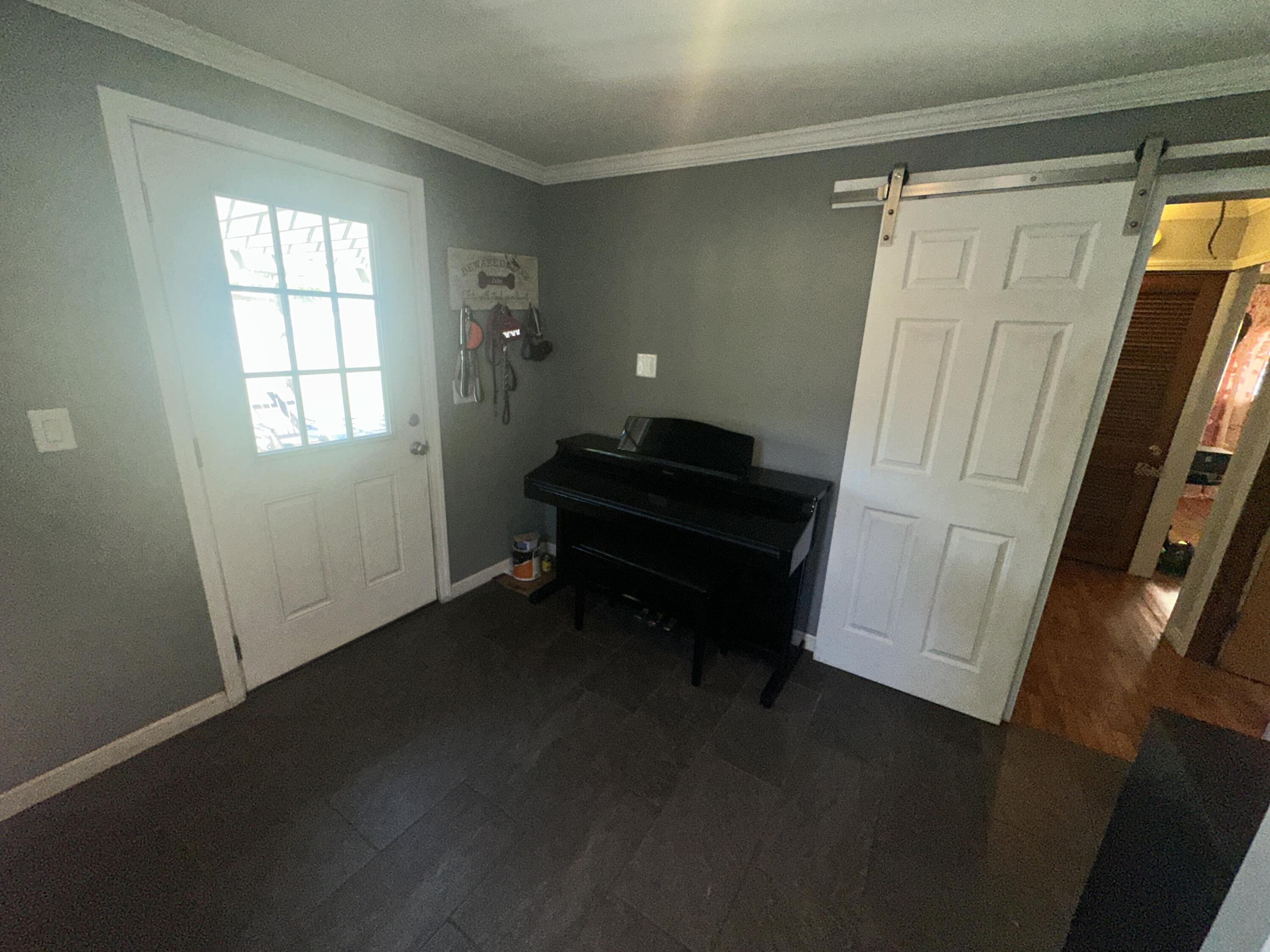 321 Hays Avenue Property Photo 17