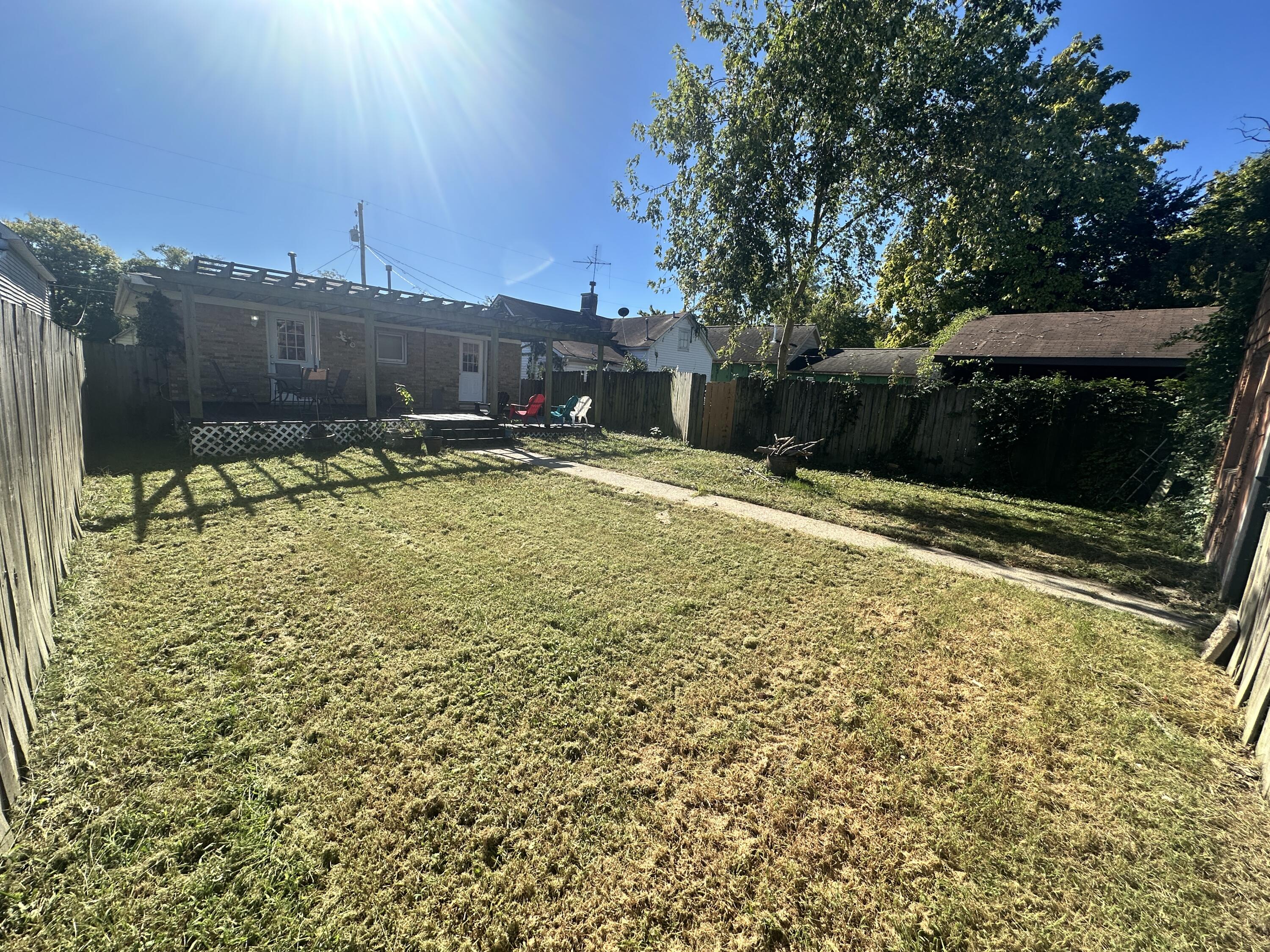 321 Hays Avenue Property Photo 21