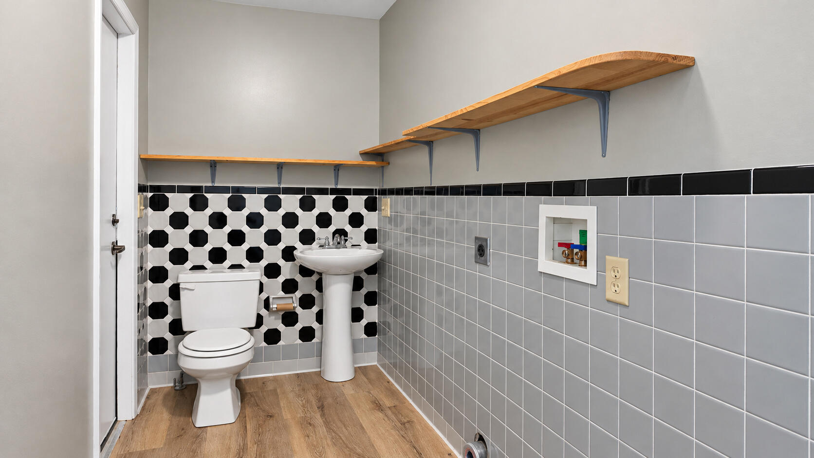 18 Shackle Road Property Photo 18