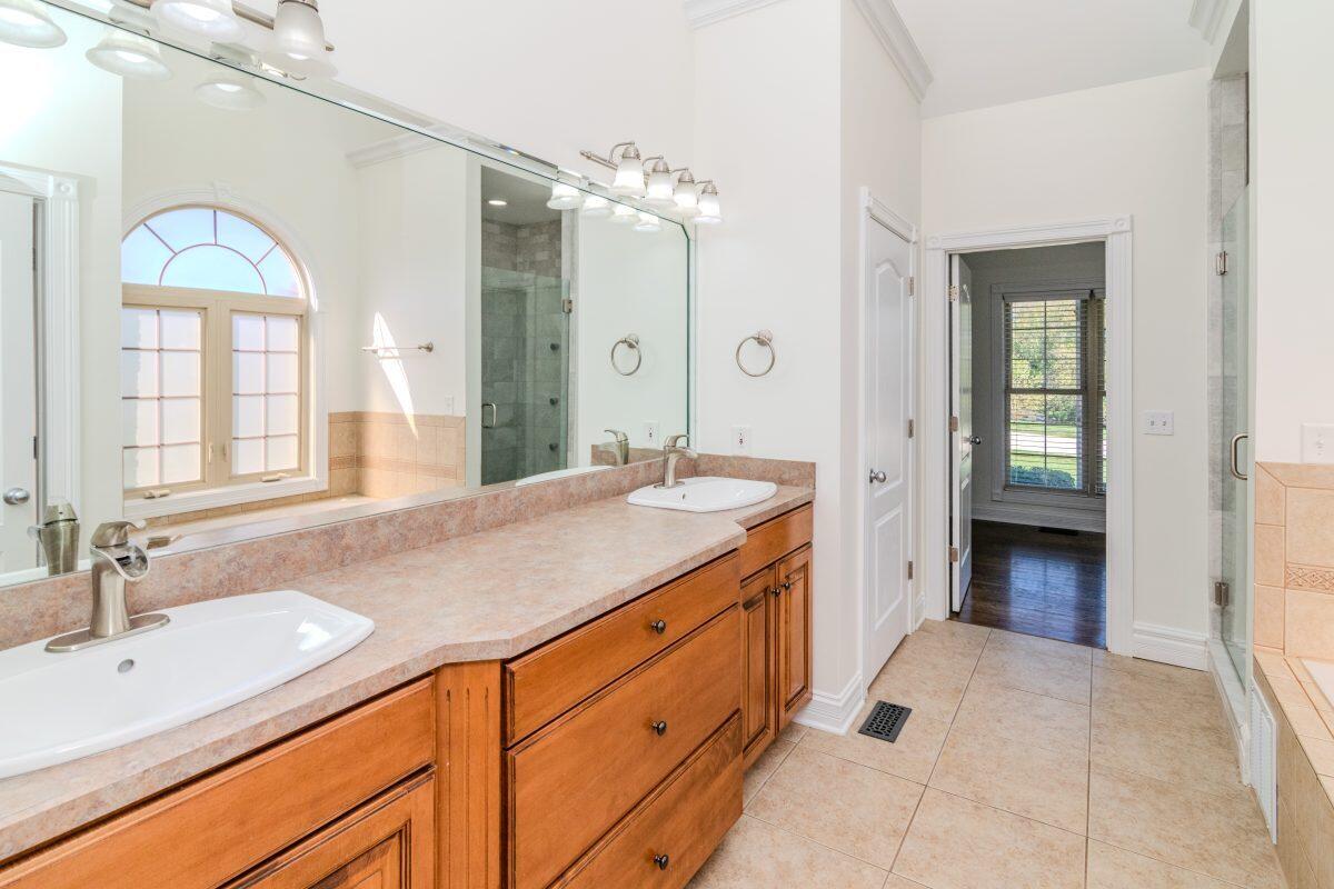165 Hickory Meadows Drive Property Photo 21