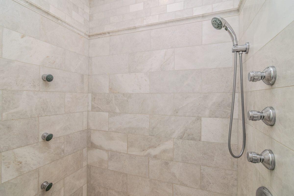 165 Hickory Meadows Drive Property Photo 23