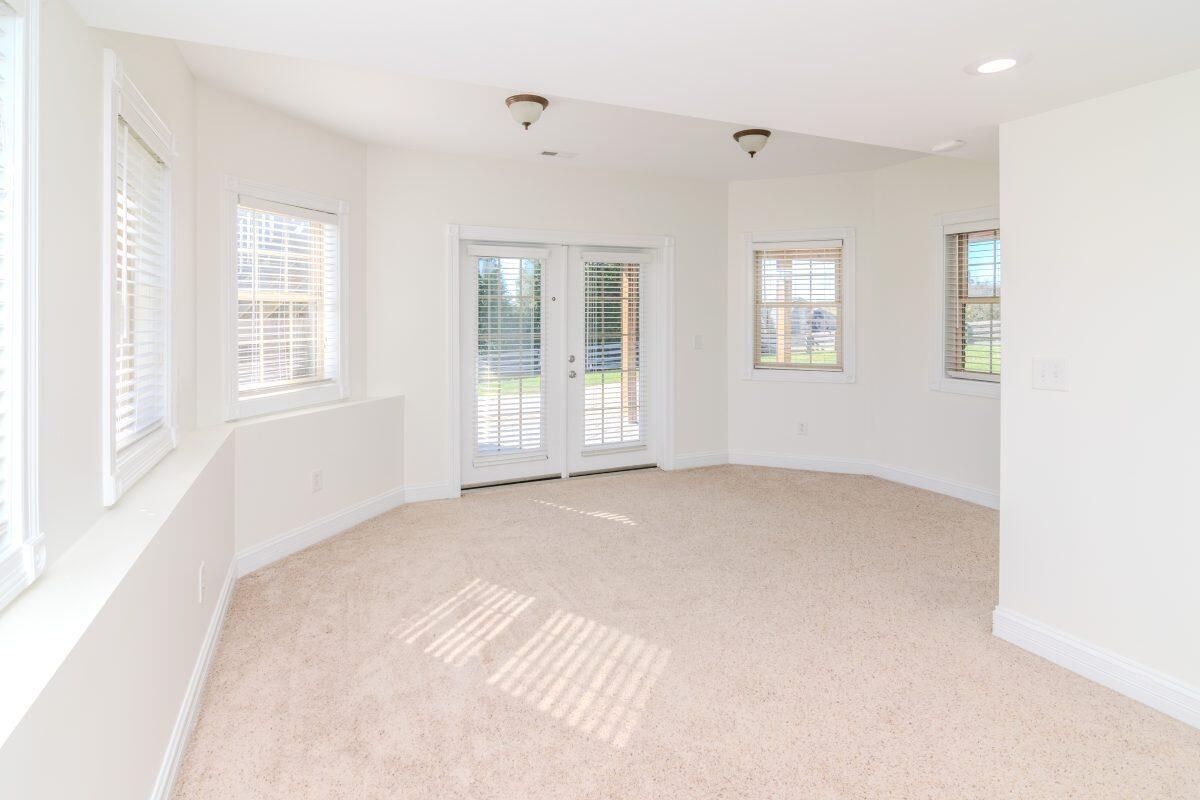 165 Hickory Meadows Drive Property Photo 41