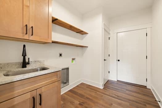 112 Dawn Court Property Photo 43