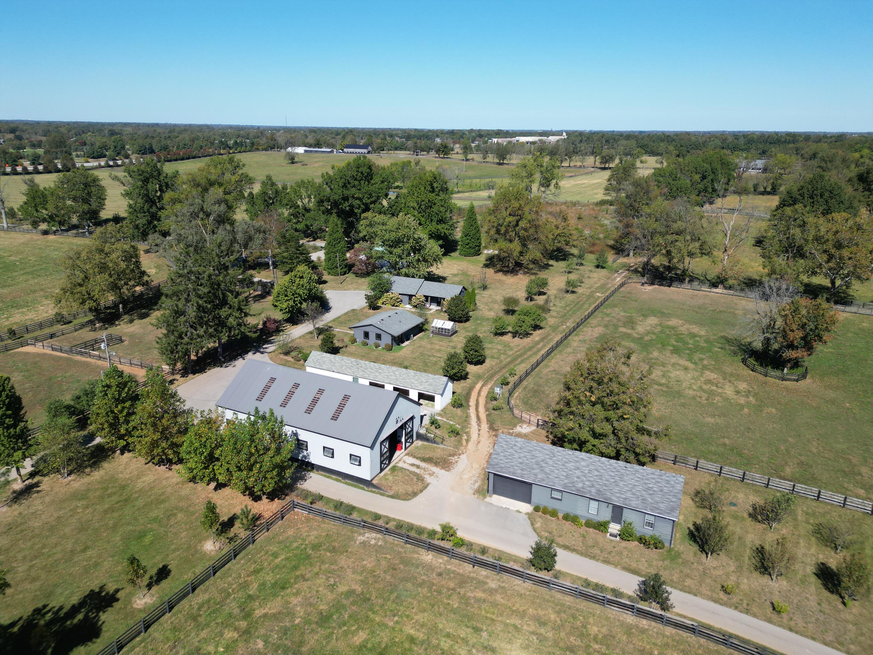 5657 Harrodsburg Road Property Photo 32