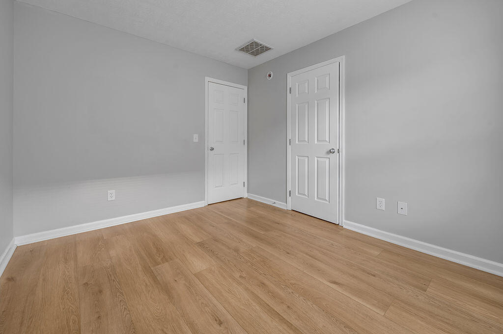 3056 Shady Knoll Property Photo 10