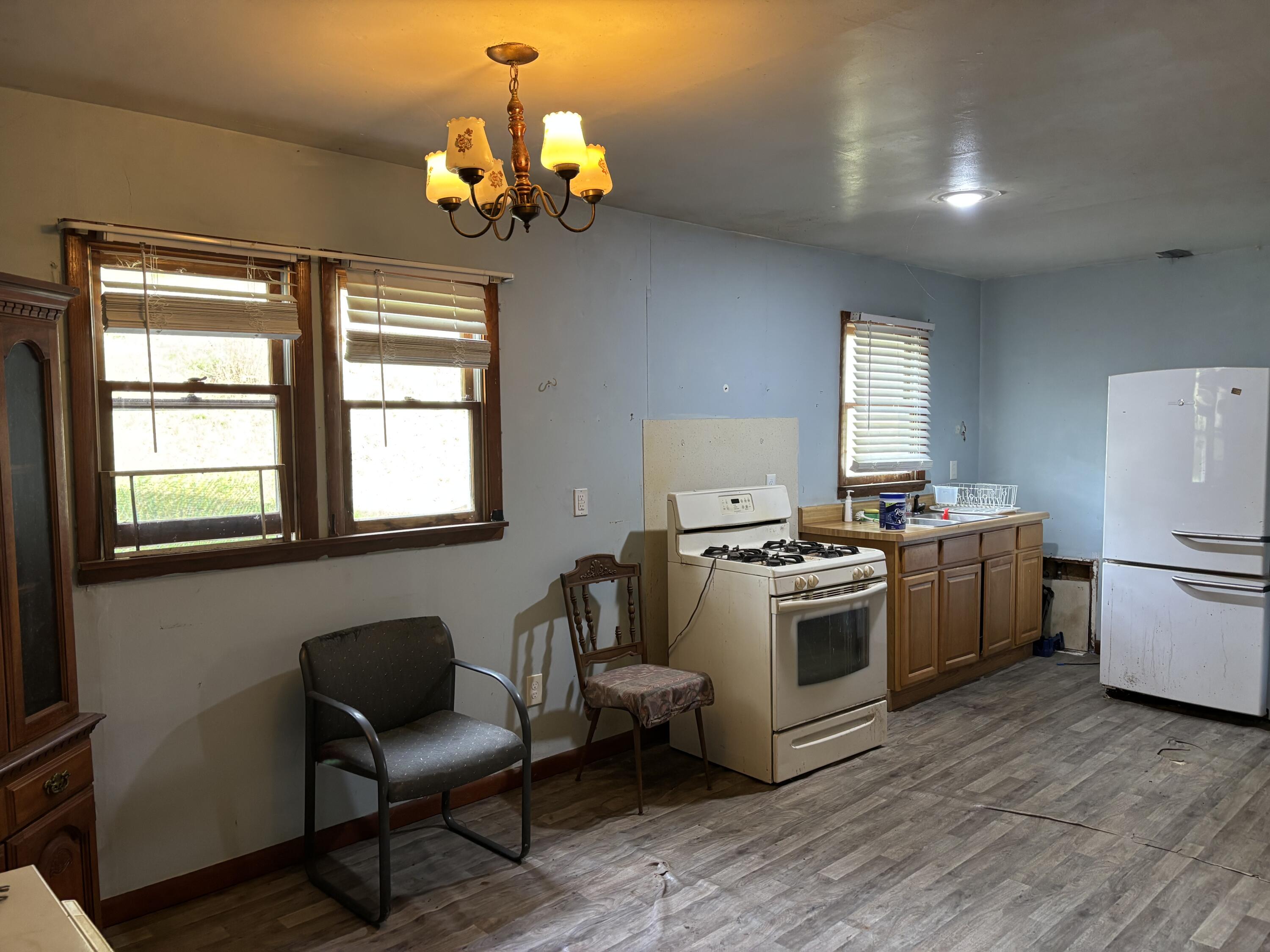 115 N Depot Property Photo 30
