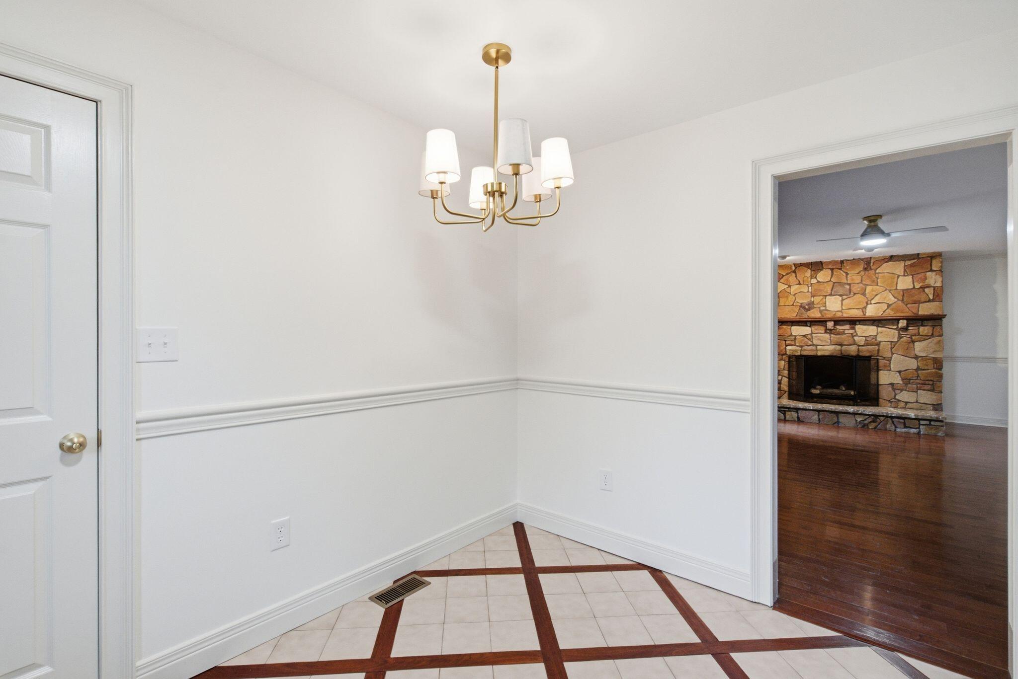 1904 Heather Way Property Photo 19