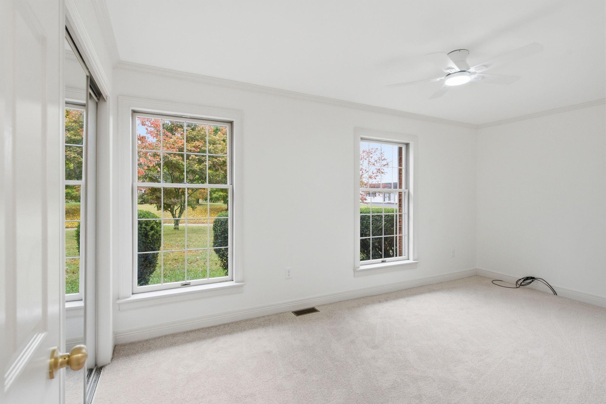 1904 Heather Way Property Photo 28