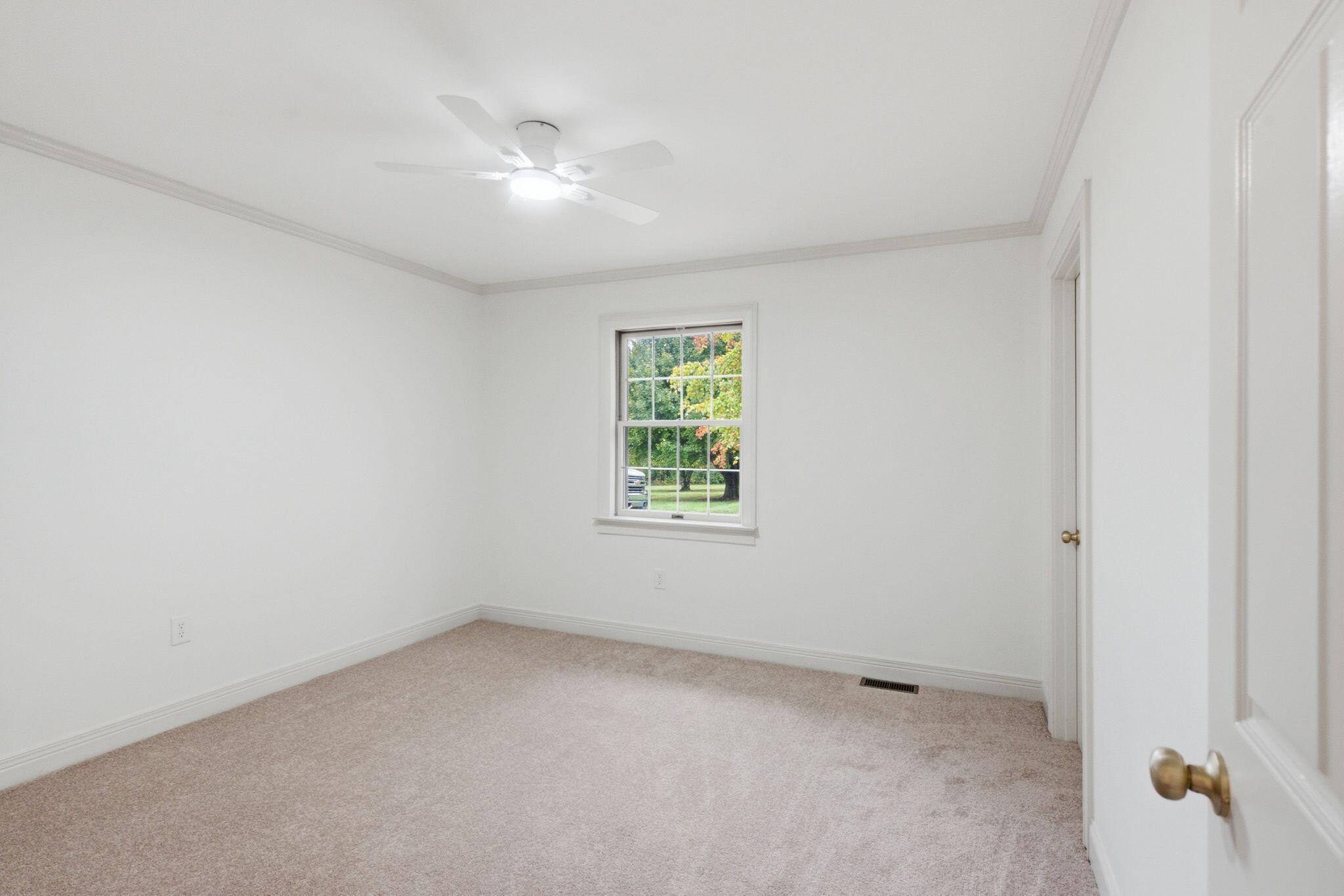 1904 Heather Way Property Photo 29