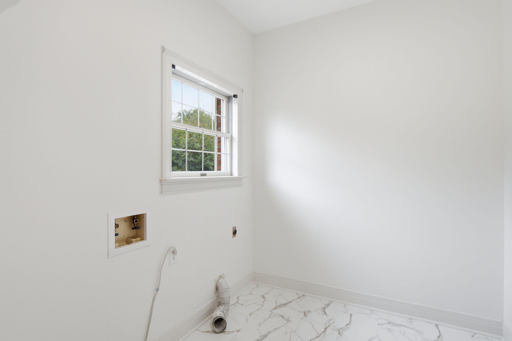 1904 Heather Way Property Photo 38