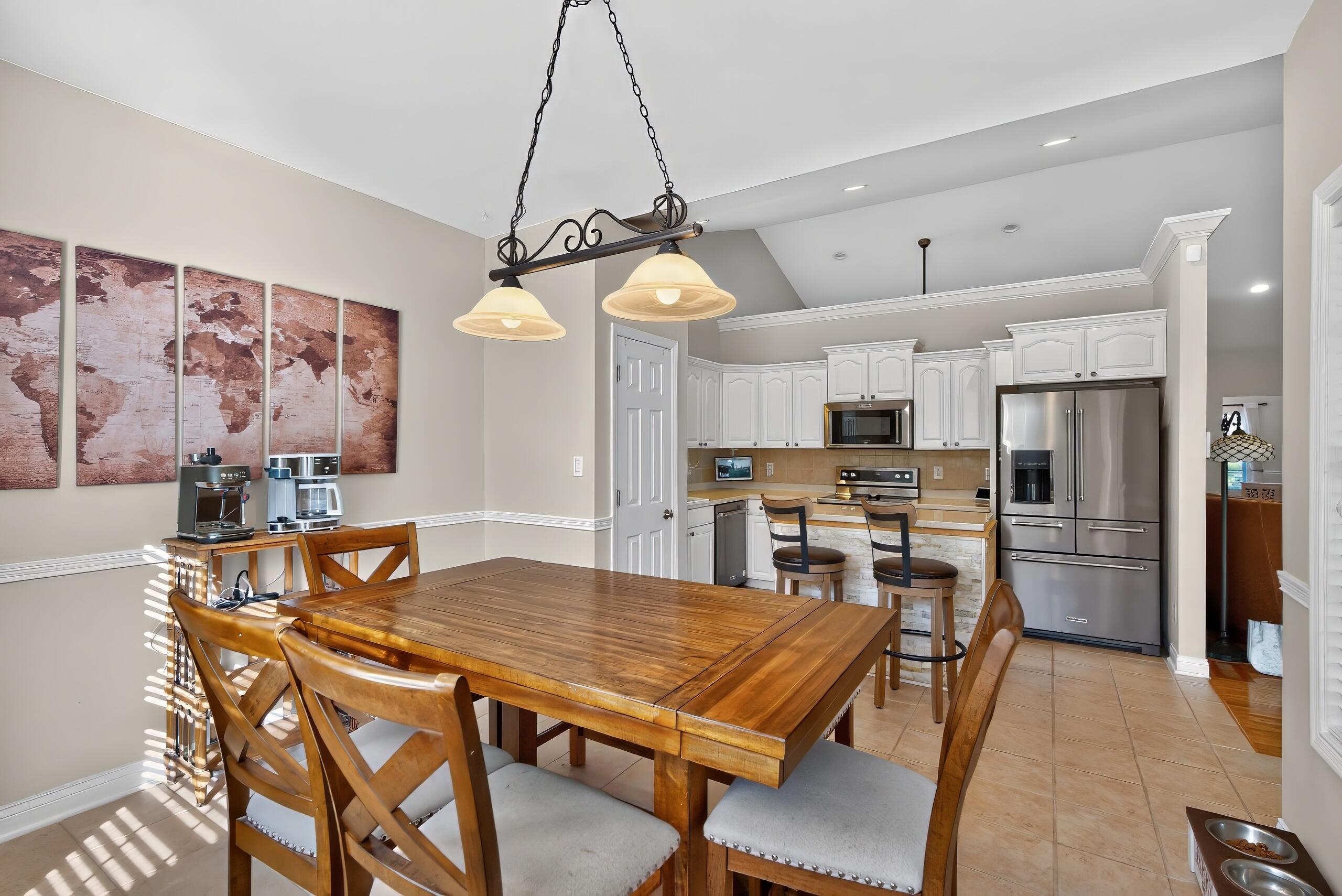 2209 Dunhill Lane Property Photo 13