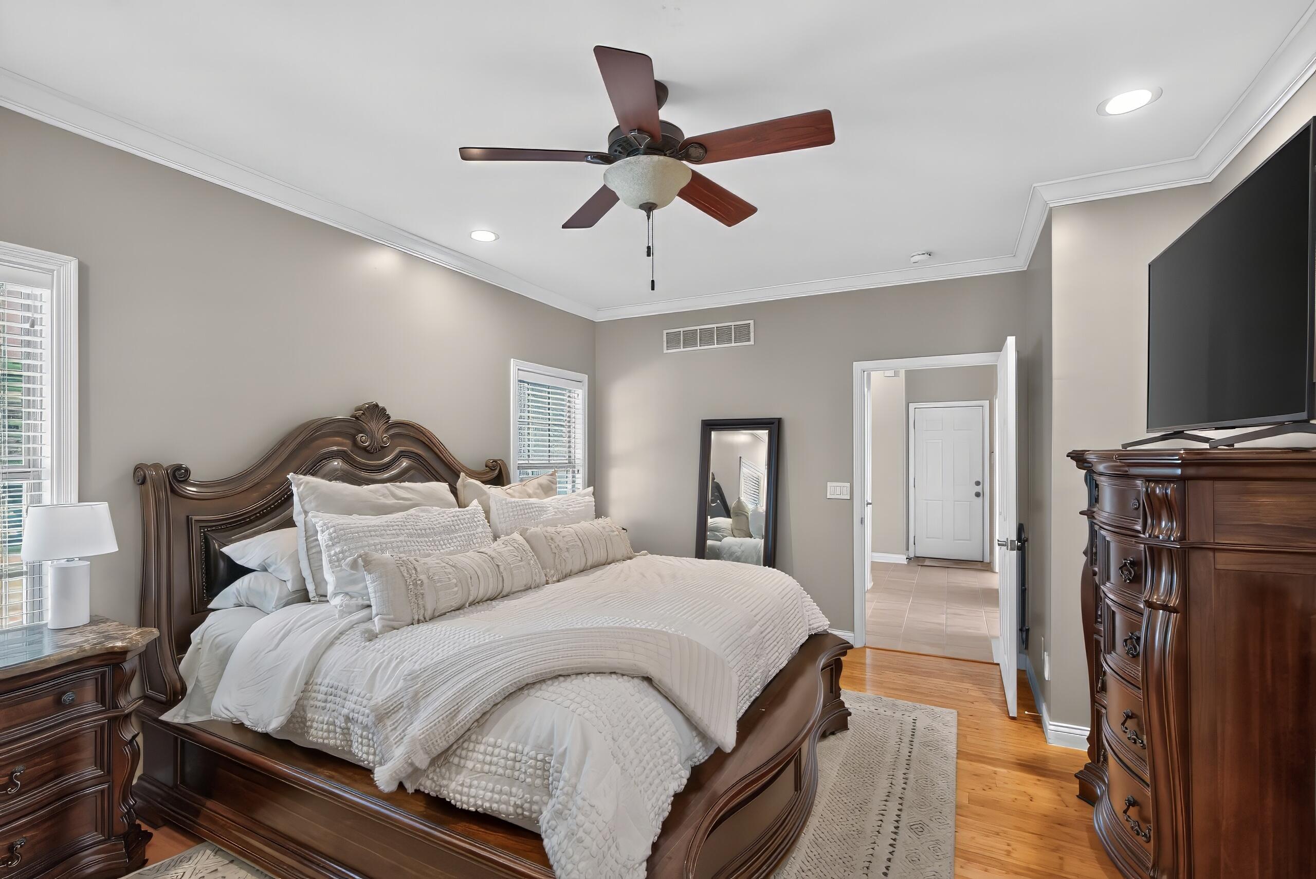 2209 Dunhill Lane Property Photo 14