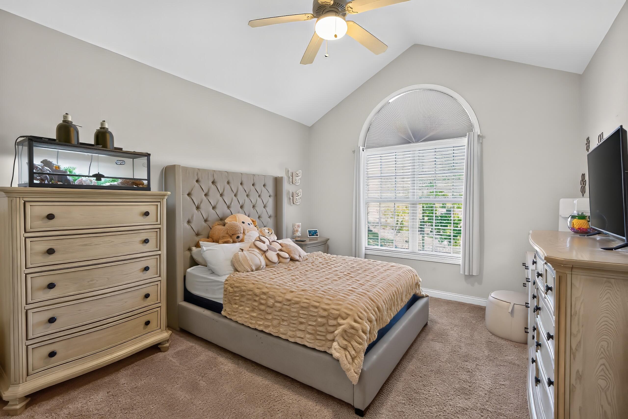 2209 Dunhill Lane Property Photo 18