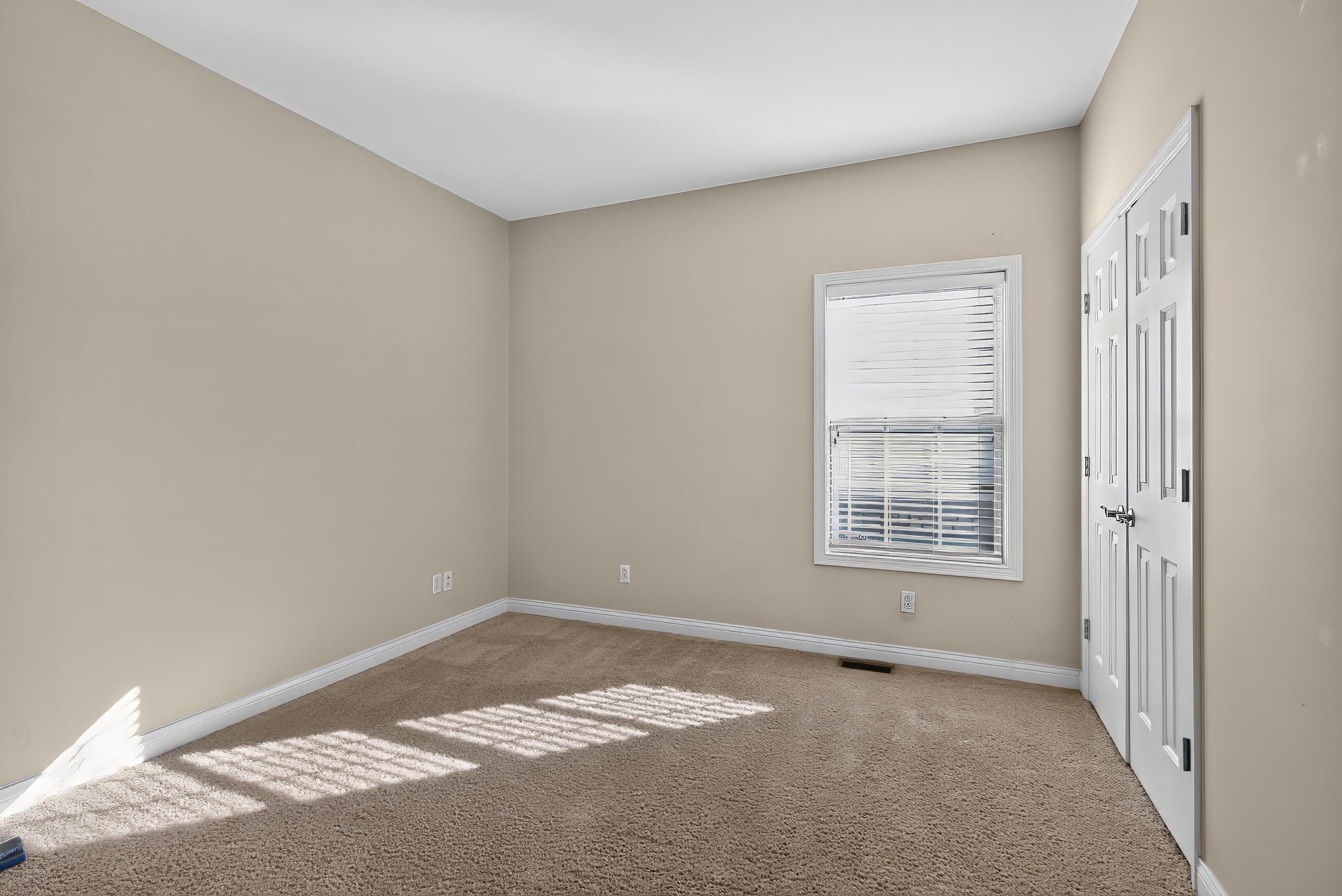2209 Dunhill Lane Property Photo 22