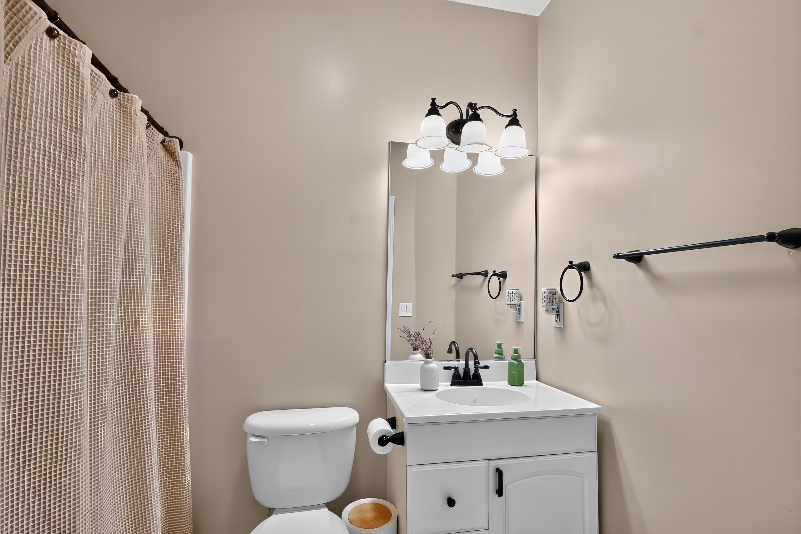 2209 Dunhill Lane Property Photo 23