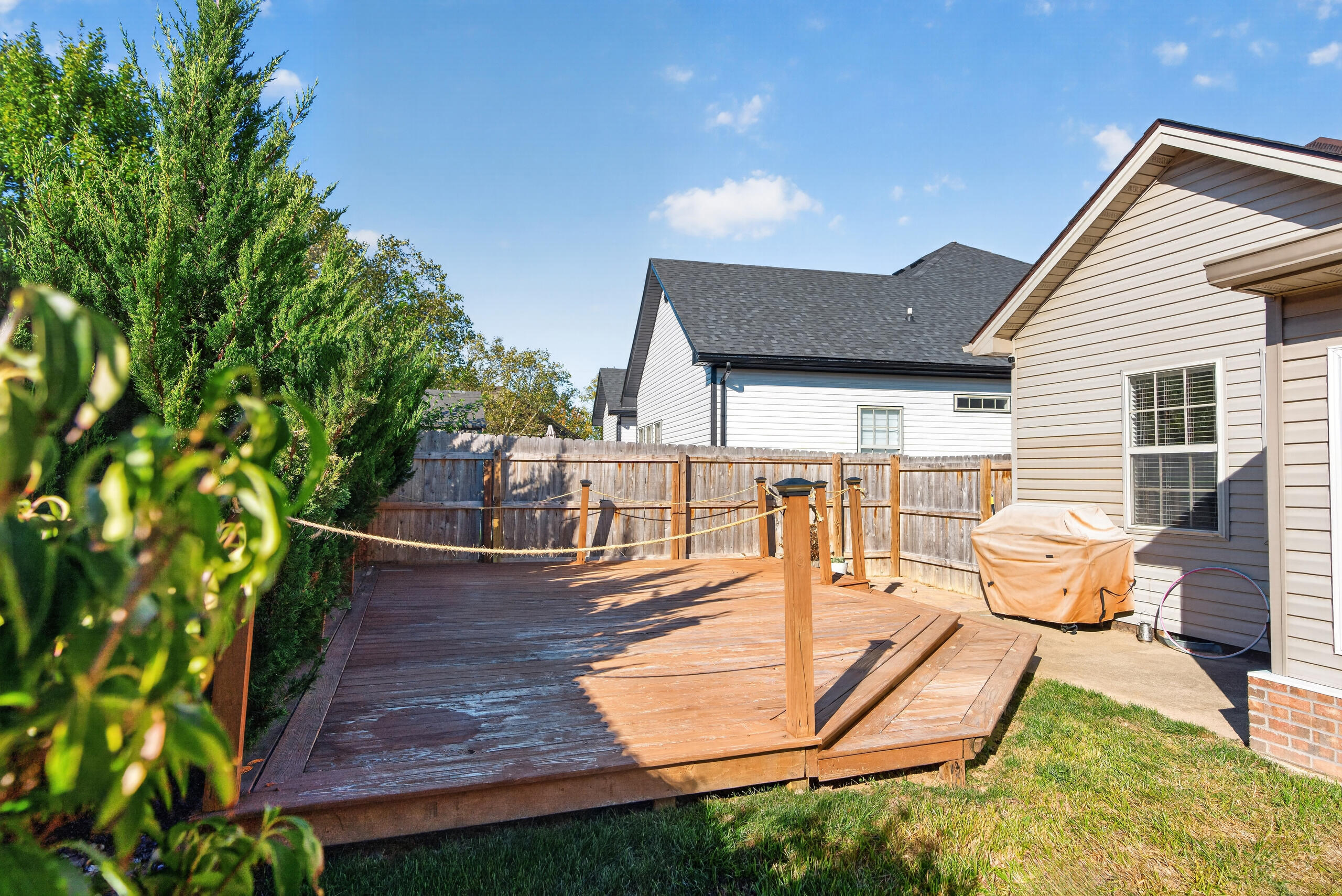2209 Dunhill Lane Property Photo 30