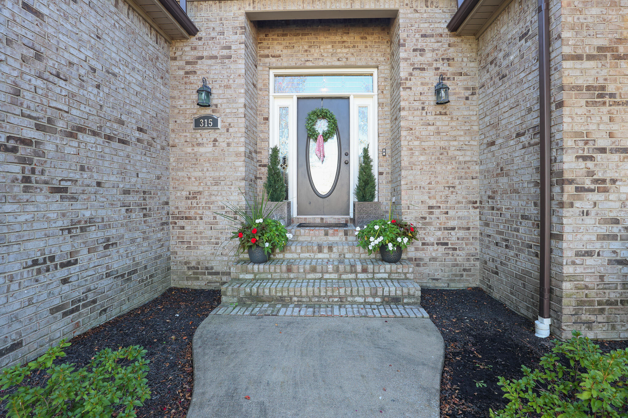 315 Forest Ridge Drive Property Photo 8